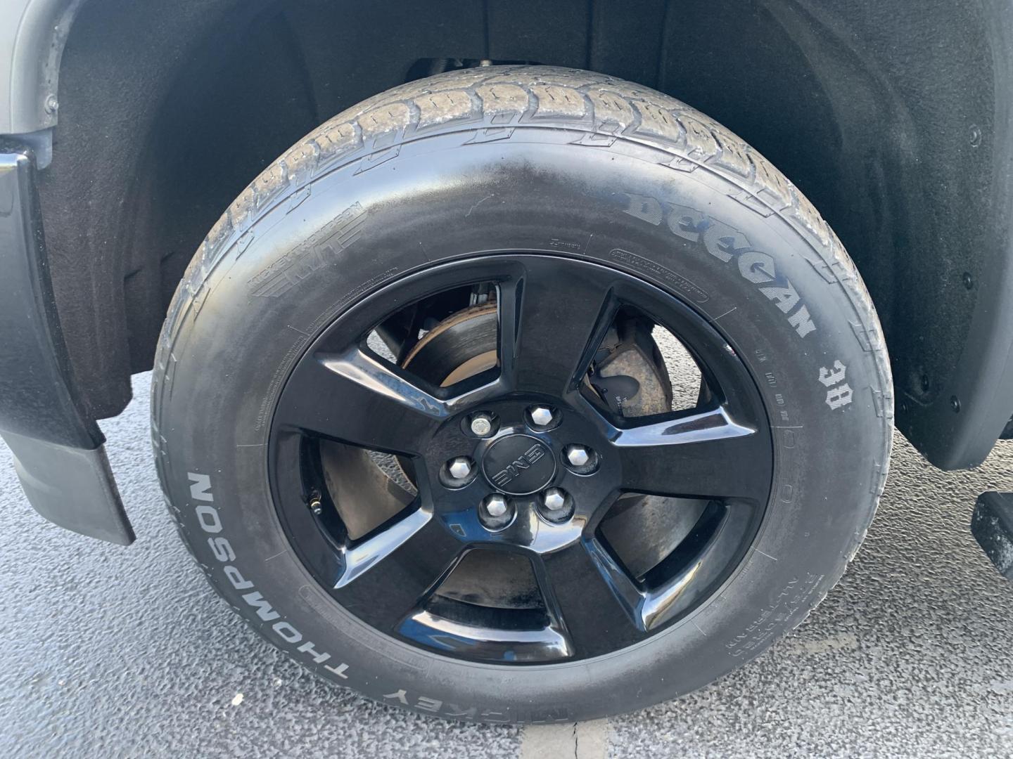 2017 BLACK /GRAY GMC Sierra 1500 Base Double Cab 4WD (1GTV2LEC5HZ) with an 5.3L V8 OHV 16V engine, Automatic transmission, located at 506 S. Kingshighway, Cape Girardeau, MO, 63703, (573) 235-5000, 37.294991, -89.553635 - 2017 GMC Sierra 1500 Base Double Cab 4WD 94,xxx miles Backup Cam Cruise Bluetooth 4 wheel drive Cloth Seats Seating for 6 We have financing available and we accept trades! Fill out a credit application on our website or come by today! If you have any questions, give us a call at (573) 235-5 - Photo#33