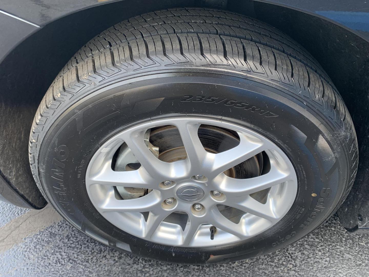 2023 BLACK /BLACK Chrysler Pacifica Touring-L (2C4RC1BG8PR) with an 3.6L V6 DOHC 24V engine, Automatic transmission, located at 506 S. Kingshighway, Cape Girardeau, MO, 63703, (573) 235-5000, 37.294991, -89.553635 - 2023 Chrysler Pacifica Touring-L 70,xxx miles One Owner Heated Leather Seats Heated Steering Wheel Adaptive Cruise Power Sliding Doors Keyless Entry Remote Start Power Windows/Locks/Mirros Backup Camera Bluetooth We have financing available and we accept trades! Fill out a credit applica - Photo#37