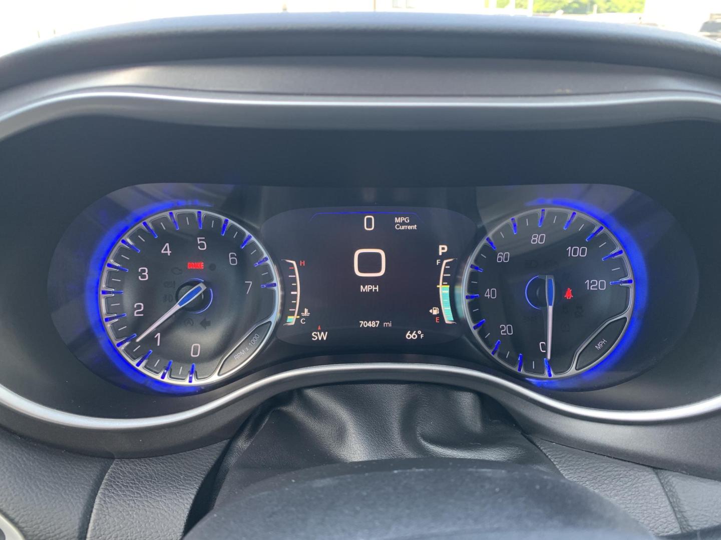 2023 BLACK /BLACK Chrysler Pacifica Touring-L (2C4RC1BG8PR) with an 3.6L V6 DOHC 24V engine, Automatic transmission, located at 506 S. Kingshighway, Cape Girardeau, MO, 63703, (573) 235-5000, 37.294991, -89.553635 - 2023 Chrysler Pacifica Touring-L 70,xxx miles One Owner Heated Leather Seats Heated Steering Wheel Adaptive Cruise Power Sliding Doors Keyless Entry Remote Start Power Windows/Locks/Mirros Backup Camera Bluetooth We have financing available and we accept trades! Fill out a credit applica - Photo#26
