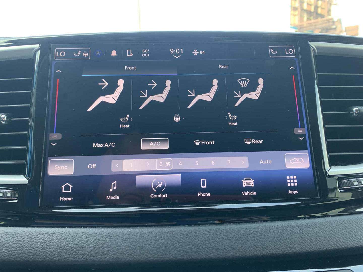 2023 BLACK /BLACK Chrysler Pacifica Touring-L (2C4RC1BG8PR) with an 3.6L V6 DOHC 24V engine, Automatic transmission, located at 506 S. Kingshighway, Cape Girardeau, MO, 63703, (573) 235-5000, 37.294991, -89.553635 - 2023 Chrysler Pacifica Touring-L 70,xxx miles One Owner Heated Leather Seats Heated Steering Wheel Adaptive Cruise Power Sliding Doors Keyless Entry Remote Start Power Windows/Locks/Mirros Backup Camera Bluetooth We have financing available and we accept trades! Fill out a credit applica - Photo#28