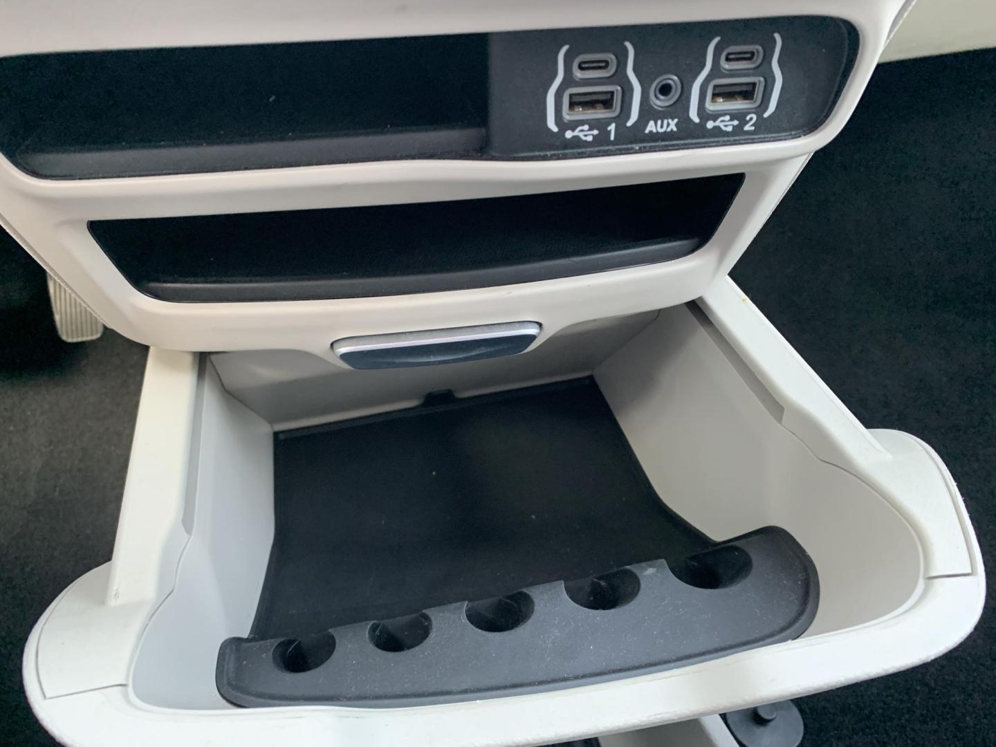 2023 BLACK /BLACK Chrysler Pacifica Touring-L (2C4RC1BG8PR) with an 3.6L V6 DOHC 24V engine, Automatic transmission, located at 506 S. Kingshighway, Cape Girardeau, MO, 63703, (573) 235-5000, 37.294991, -89.553635 - 2023 Chrysler Pacifica Touring-L 70,xxx miles One Owner Heated Leather Seats Heated Steering Wheel Adaptive Cruise Power Sliding Doors Keyless Entry Remote Start Power Windows/Locks/Mirros Backup Camera Bluetooth We have financing available and we accept trades! Fill out a credit applica - Photo#30