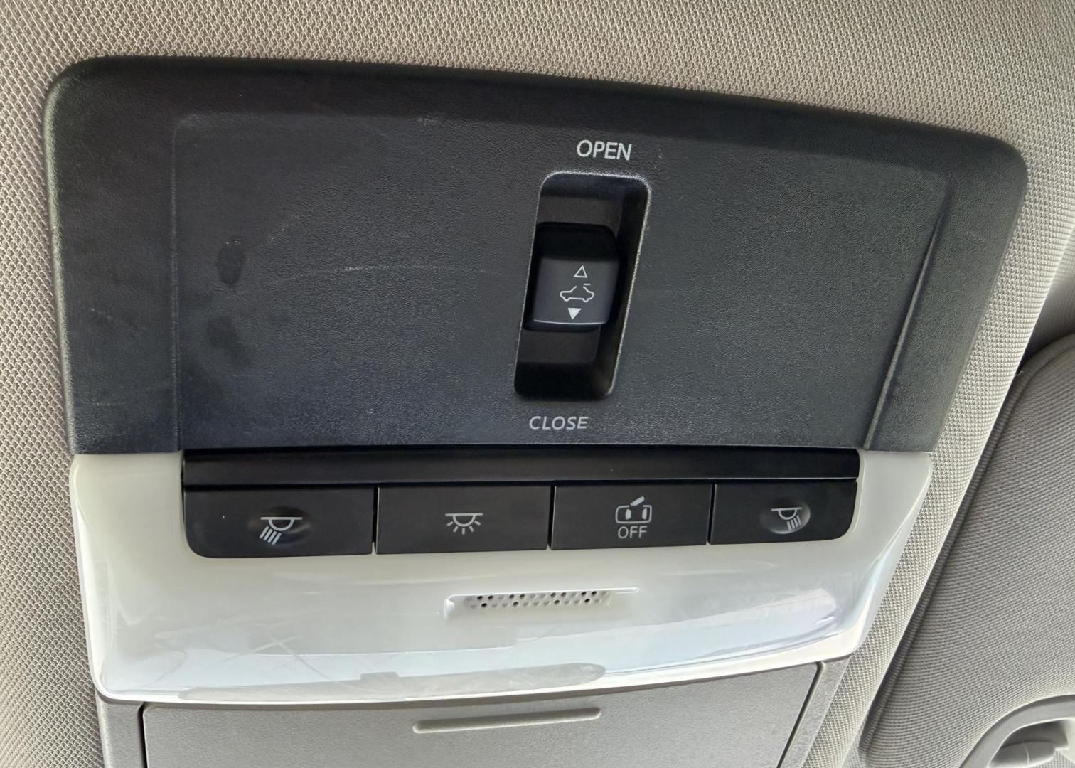 2022 WHITE /Black Nissan Altima 2.5 SR (1N4BL4CV2NN) with an 2.5L 4 Cyl. engine, CVT transmission, located at 2990 Old Orchard Rd., Jackson, MO, 63755, 37.354214, -89.612106 - 2022 Nissan Altima 2.5 SR 1-Owner 99xxx miles Front Wheel Drive 2.5L 4 Cyl. Automatic Leather Backup Camera Power Driver Seat Heated Seats Sunroof Bluetooth Remote Start Cruise Power Windows/Locks/Mirrors We have financing available and we accept trades! Fill out a credit application - Photo#32
