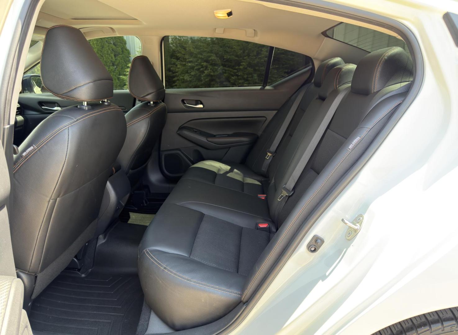 2022 WHITE /Black Nissan Altima 2.5 SR (1N4BL4CV2NN) with an 2.5L 4 Cyl. engine, CVT transmission, located at 2990 Old Orchard Rd., Jackson, MO, 63755, 37.354214, -89.612106 - 2022 Nissan Altima 2.5 SR 1-Owner 99xxx miles Front Wheel Drive 2.5L 4 Cyl. Automatic Leather Backup Camera Power Driver Seat Heated Seats Sunroof Bluetooth Remote Start Cruise Power Windows/Locks/Mirrors We have financing available and we accept trades! Fill out a credit application - Photo#18