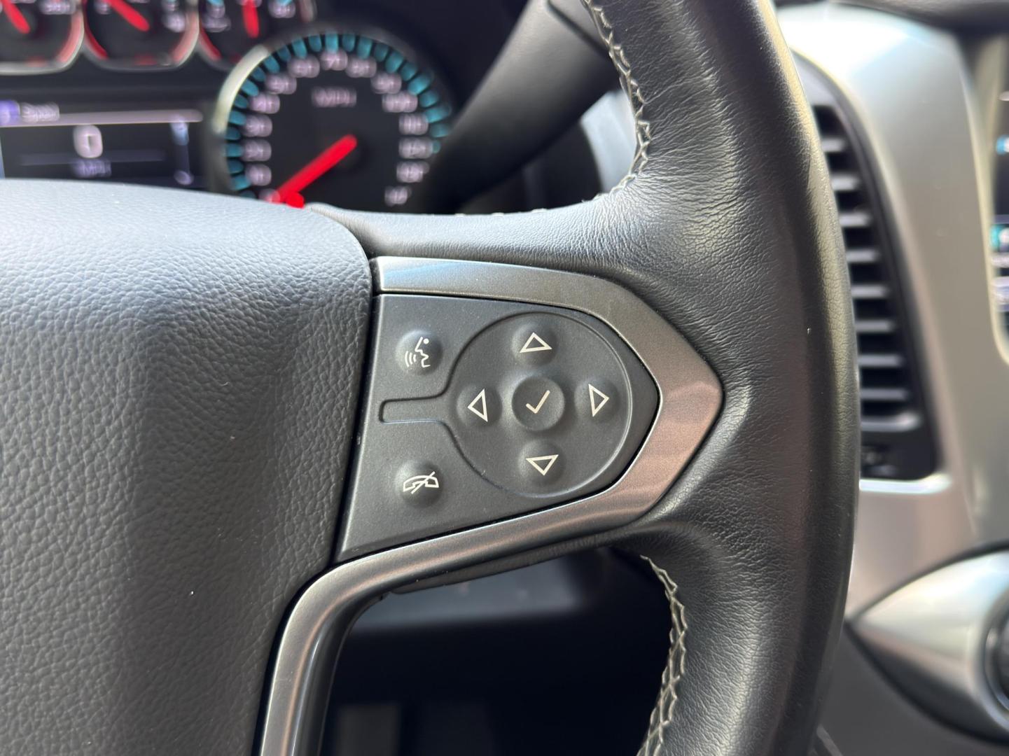 2020 BLACK /Black Chevrolet Tahoe LS 4WD (1GNSKAKC1LR) with an 5.3L V8 engine, Automatic transmission, located at 2990 Old Orchard Rd., Jackson, MO, 63755, 37.354214, -89.612106 - 2020 Chevrolet Tahoe 1500 LS 1-Owner 125xxx miles 4 Wheel Drive 5.3L V8 Automatic Backup Camera Power Seats Bluetooth Remote Start Cruise Power Windows/Locks/Mirrors We have financing available and we accept trades! Fill out a credit application on our website or come by today! If you h - Photo#24