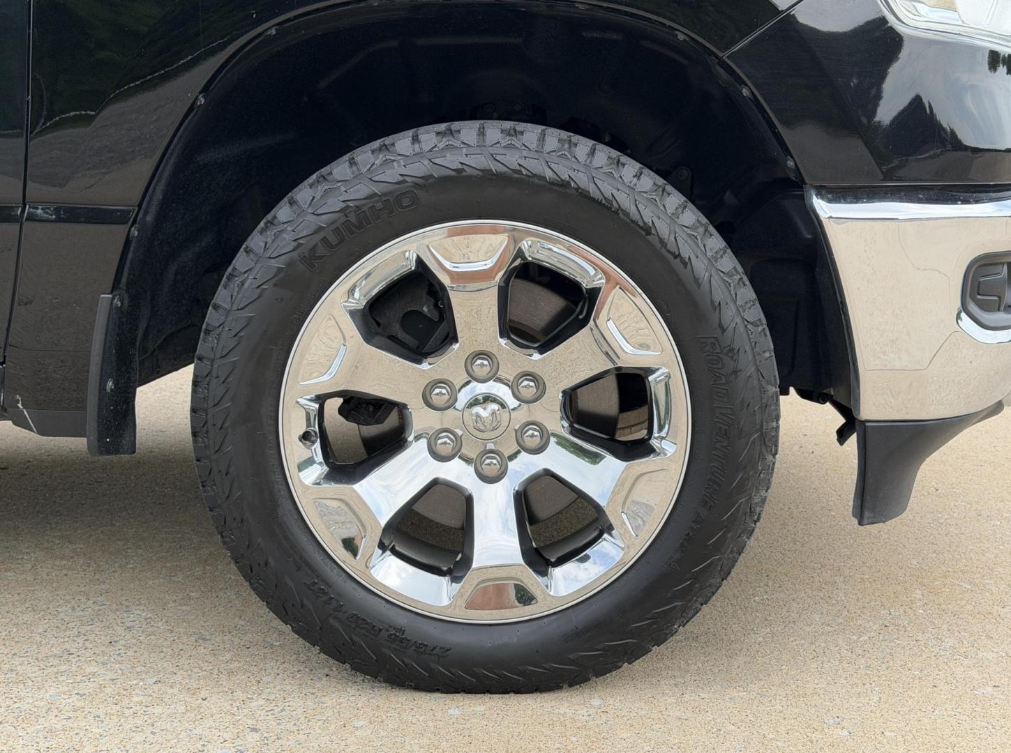 2022 BLACK /Gray RAM 1500 Big Horn Crew Cab 4WD (1C6RRFFG2NN) with an 3.6L V6 engine, Automatic transmission, located at 2990 Old Orchard Rd., Jackson, MO, 63755, 37.354214, -89.612106 - 2022 Ram 1500 Big Horn 1-Owner 135xxx miles 4x4 3.6L V6 Automatic Backup Camera Power Driver Seat Bluetooth Remote Start Cruise Power Windows/Locks/Mirrors We have financing available and we accept trades! Fill out a credit application on our website or come by today! If you have any qu - Photo#39