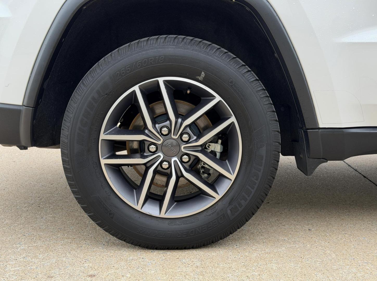 2021 WHITE /Tan Jeep Grand Cherokee Limited 4WD (1C4RJFBG0MC) with an 3.6L V6 engine, Automatic transmission, located at 2990 Old Orchard Rd., Jackson, MO, 63755, 37.354214, -89.612106 - 2021 Jeep Grand Cherokee Limited 1-Owner 120xxx miles 4 Wheel Drive 3.6L V6 Automatic Leather Navigation Power/Heated Seats Heated Steering Wheel Backup Camera Sunroof Bluetooth Remote Start Cruise Power Windows/Locks/Mirrors We have financing available and we accept trades! Fill out - Photo#43