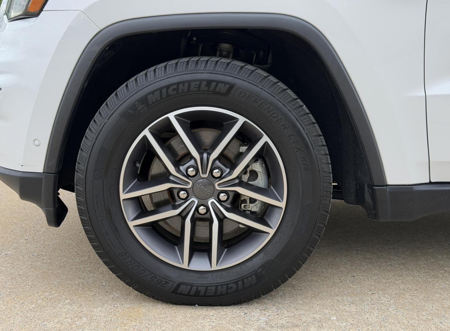 2021 WHITE /Tan Jeep Grand Cherokee Limited 4WD (1C4RJFBG0MC) with an 3.6L V6 engine, Automatic transmission, located at 2990 Old Orchard Rd., Jackson, MO, 63755, 37.354214, -89.612106 - 2021 Jeep Grand Cherokee Limited 1-Owner 120xxx miles 4 Wheel Drive 3.6L V6 Automatic Leather Navigation Power/Heated Seats Heated Steering Wheel Backup Camera Sunroof Bluetooth Remote Start Cruise Power Windows/Locks/Mirrors We have financing available and we accept trades! Fill out - Photo#41