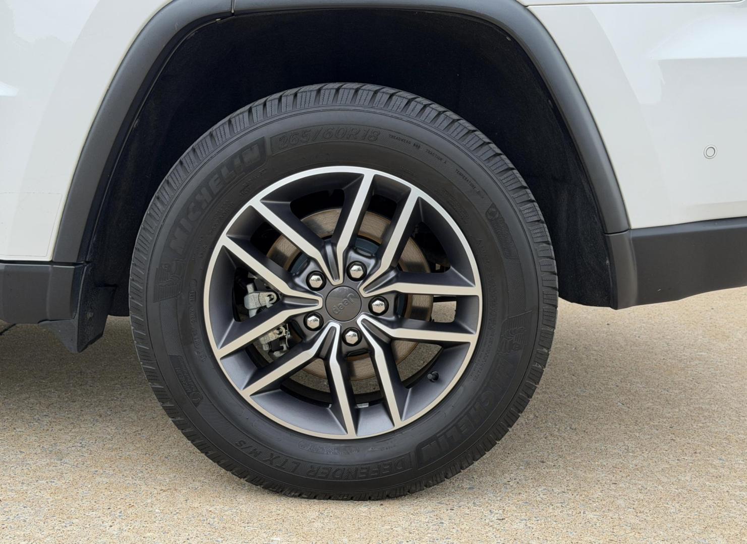 2021 WHITE /Tan Jeep Grand Cherokee Limited 4WD (1C4RJFBG0MC) with an 3.6L V6 engine, Automatic transmission, located at 2990 Old Orchard Rd., Jackson, MO, 63755, 37.354214, -89.612106 - 2021 Jeep Grand Cherokee Limited 1-Owner 120xxx miles 4 Wheel Drive 3.6L V6 Automatic Leather Navigation Power/Heated Seats Heated Steering Wheel Backup Camera Sunroof Bluetooth Remote Start Cruise Power Windows/Locks/Mirrors We have financing available and we accept trades! Fill out - Photo#42