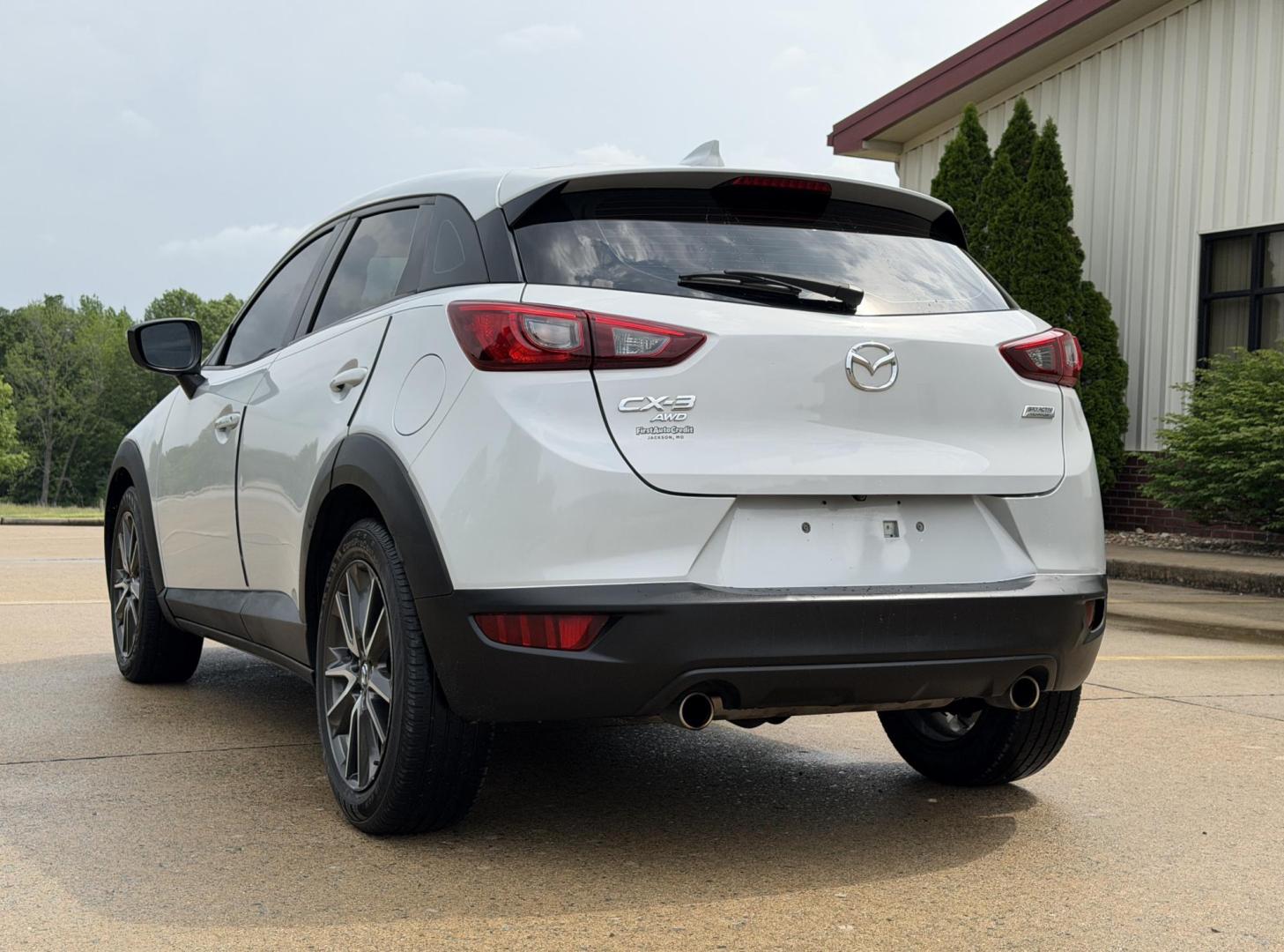 2017 GRAY /Black Mazda CX-3 Touring AWD (JM1DKFC71H0) with an 2.0L 4 Cyl. engine, Automatic transmission, located at 2990 Old Orchard Rd., Jackson, MO, 63755, 37.354214, -89.612106 - 2017 Mazda CX-3 Touring 94xxx miles All Wheel Drive 2.0L 4 Cyl. Automatic Leather Backup Camera Heated Seats Bluetooth Cruise Power Windows/Locks/Mirrors We have financing available and we accept trades! Fill out a credit application on our website or come by today! If you have any quest - Photo#8
