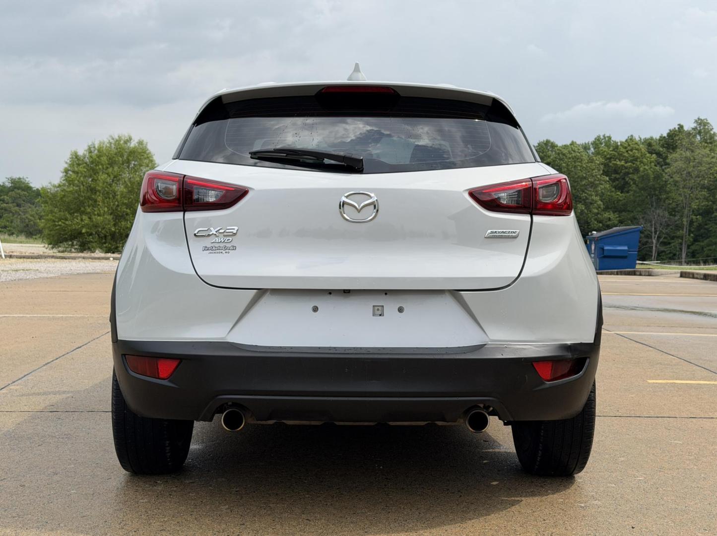 2017 GRAY /Black Mazda CX-3 Touring AWD (JM1DKFC71H0) with an 2.0L 4 Cyl. engine, Automatic transmission, located at 2990 Old Orchard Rd., Jackson, MO, 63755, 37.354214, -89.612106 - 2017 Mazda CX-3 Touring 94xxx miles All Wheel Drive 2.0L 4 Cyl. Automatic Leather Backup Camera Heated Seats Bluetooth Cruise Power Windows/Locks/Mirrors We have financing available and we accept trades! Fill out a credit application on our website or come by today! If you have any quest - Photo#9