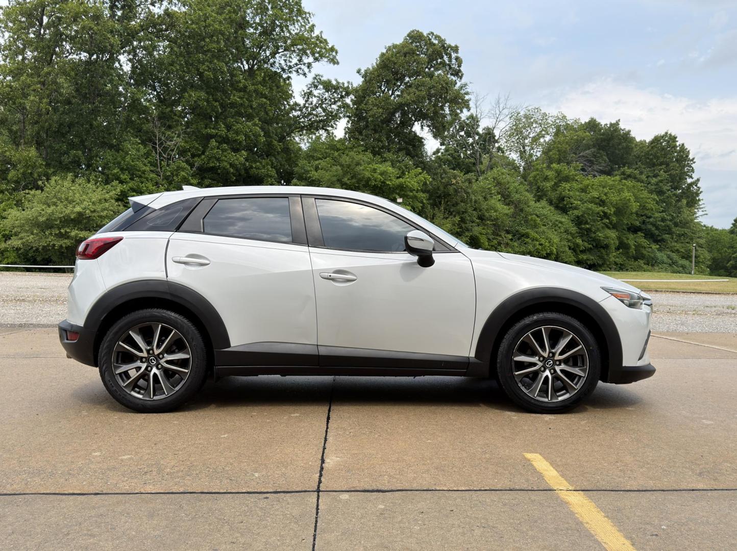 2017 GRAY /Black Mazda CX-3 Touring AWD (JM1DKFC71H0) with an 2.0L 4 Cyl. engine, Automatic transmission, located at 2990 Old Orchard Rd., Jackson, MO, 63755, 37.354214, -89.612106 - 2017 Mazda CX-3 Touring 94xxx miles All Wheel Drive 2.0L 4 Cyl. Automatic Leather Backup Camera Heated Seats Bluetooth Cruise Power Windows/Locks/Mirrors We have financing available and we accept trades! Fill out a credit application on our website or come by today! If you have any quest - Photo#6