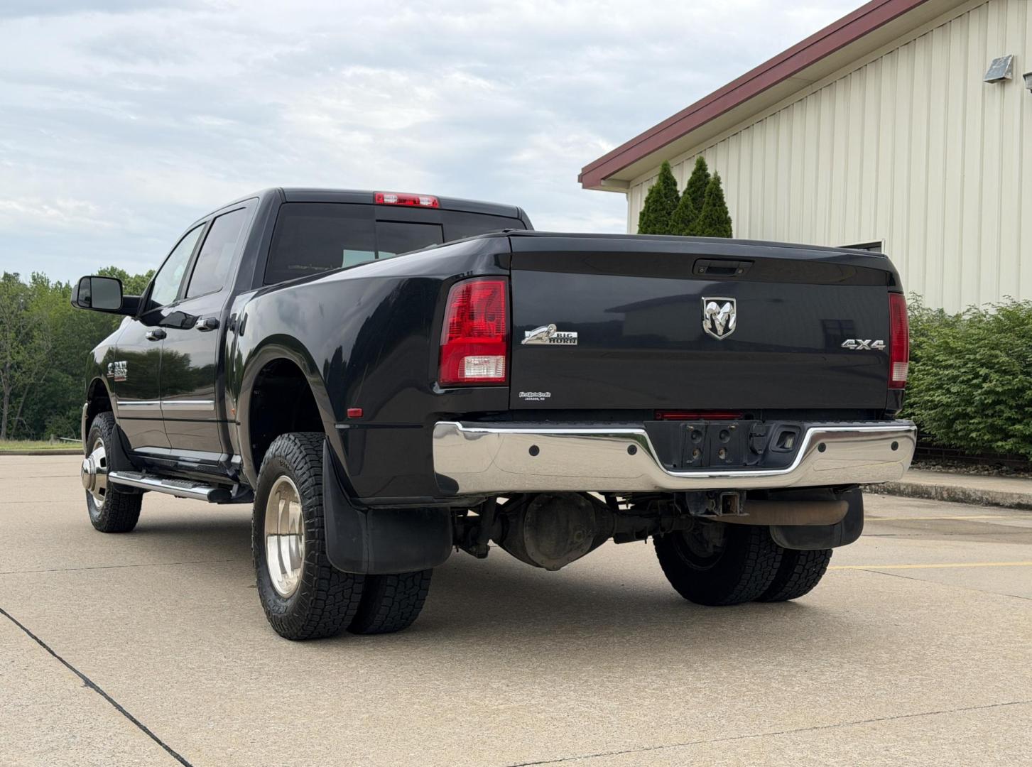 2014 GRAY /Gray RAM 3500 Big Horn Crew Cab 4WD DRW (3C63RRHL3EG) with an 6.7L I6 TURBO DIESEL engine, Automatic transmission, located at 2990 Old Orchard Rd., Jackson, MO, 63755, 37.354214, -89.612106 - 2014 Ram 3500HD Big Horn 1-Owner 161xxx miles 4x4 6.7L I6 Turbo Diesel Automatic Navigation Backup Camera Power Driver Seat Heated Seats Heated Steering Wheel Bluetooth Remote Start Cruise Power Windows/Locks/Mirrors We have financing available and we accept trades! Fill out a credit - Photo#12