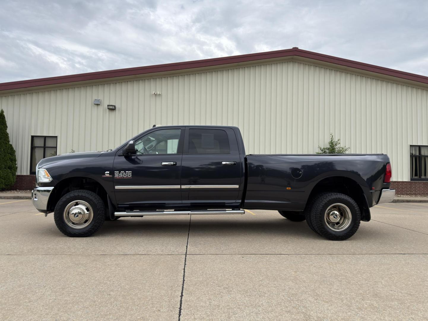 2014 GRAY /Gray RAM 3500 Big Horn Crew Cab 4WD DRW (3C63RRHL3EG) with an 6.7L I6 TURBO DIESEL engine, Automatic transmission, located at 2990 Old Orchard Rd., Jackson, MO, 63755, 37.354214, -89.612106 - 2014 Ram 3500HD Big Horn 1-Owner 161xxx miles 4x4 6.7L I6 Turbo Diesel Automatic Navigation Backup Camera Power Driver Seat Heated Seats Heated Steering Wheel Bluetooth Remote Start Cruise Power Windows/Locks/Mirrors We have financing available and we accept trades! Fill out a credit - Photo#9