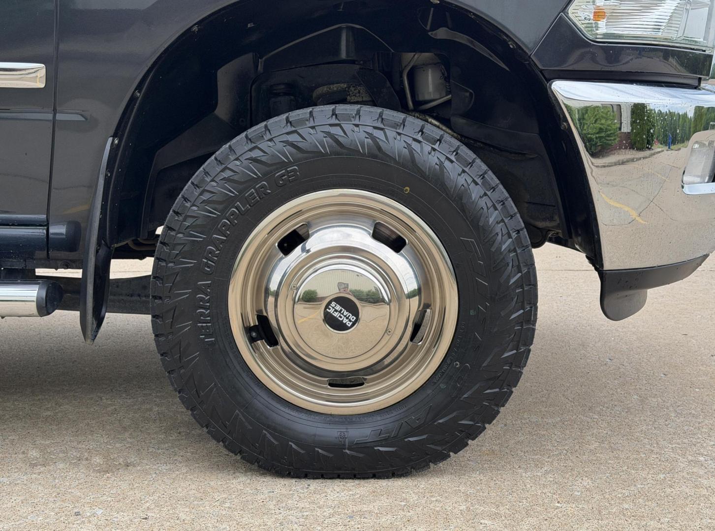 2014 GRAY /Gray RAM 3500 Big Horn Crew Cab 4WD DRW (3C63RRHL3EG) with an 6.7L I6 TURBO DIESEL engine, Automatic transmission, located at 2990 Old Orchard Rd., Jackson, MO, 63755, 37.354214, -89.612106 - 2014 Ram 3500HD Big Horn 1-Owner 161xxx miles 4x4 6.7L I6 Turbo Diesel Automatic Navigation Backup Camera Power Driver Seat Heated Seats Heated Steering Wheel Bluetooth Remote Start Cruise Power Windows/Locks/Mirrors We have financing available and we accept trades! Fill out a credit - Photo#39