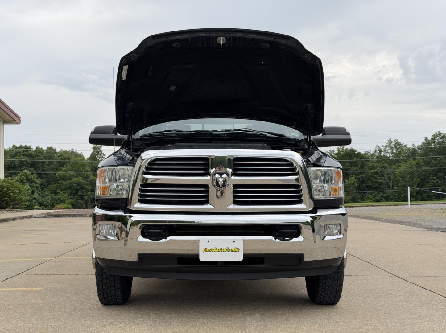 2014 GRAY /Gray RAM 3500 Big Horn Crew Cab 4WD DRW (3C63RRHL3EG) with an 6.7L I6 TURBO DIESEL engine, Automatic transmission, located at 2990 Old Orchard Rd., Jackson, MO, 63755, 37.354214, -89.612106 - 2014 Ram 3500HD Big Horn 1-Owner 161xxx miles 4x4 6.7L I6 Turbo Diesel Automatic Navigation Backup Camera Power Driver Seat Heated Seats Heated Steering Wheel Bluetooth Remote Start Cruise Power Windows/Locks/Mirrors We have financing available and we accept trades! Fill out a credit - Photo#33