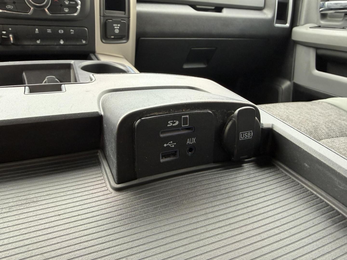 2014 GRAY /Gray RAM 3500 Big Horn Crew Cab 4WD DRW (3C63RRHL3EG) with an 6.7L I6 TURBO DIESEL engine, Automatic transmission, located at 2990 Old Orchard Rd., Jackson, MO, 63755, 37.354214, -89.612106 - 2014 Ram 3500HD Big Horn 1-Owner 161xxx miles 4x4 6.7L I6 Turbo Diesel Automatic Navigation Backup Camera Power Driver Seat Heated Seats Heated Steering Wheel Bluetooth Remote Start Cruise Power Windows/Locks/Mirrors We have financing available and we accept trades! Fill out a credit - Photo#29