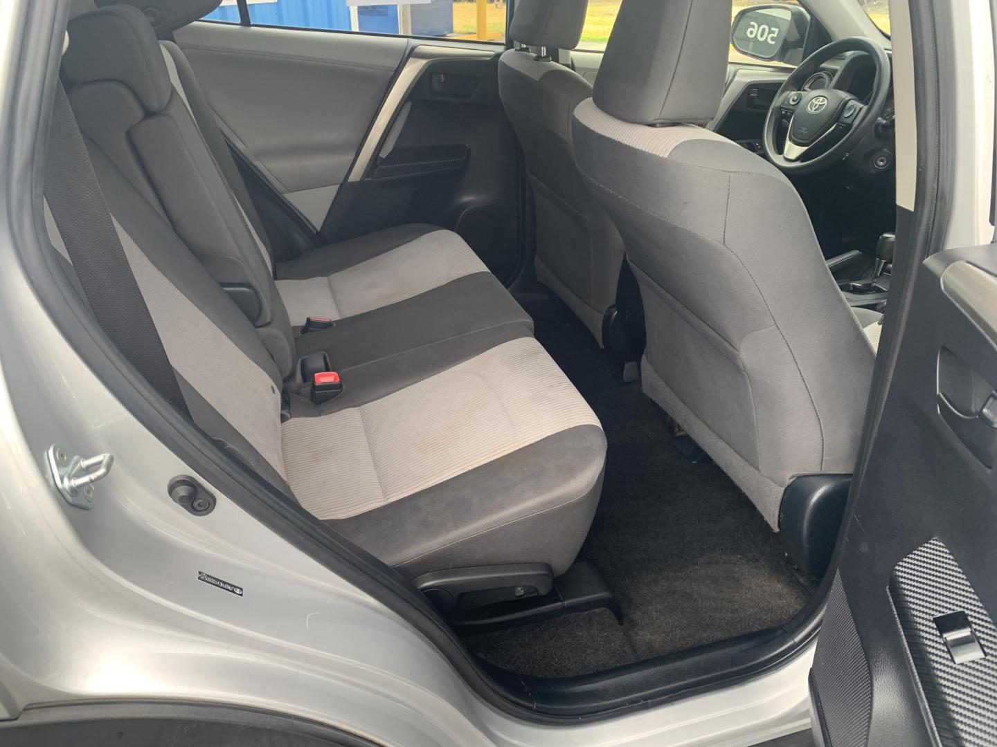 2013 SILVER /GRAY Toyota RAV4 LE (JTMZFREV1DD) with an 2.5L L4 DOHC 16V engine, Automatic transmission, located at 506 S. Kingshighway, Cape Girardeau, MO, 63703, (573) 235-5000, 37.294991, -89.553635 - 2013 Toyota RAV4 LE FWD 148,xxx miles 2.5L 4 Cyl. Front Wheel Drive Backup Cam Power Windows/Doors/Mirrors Cloth Seats We have financing available and we accept trades! Fill out a credit application on our website or come by today! If you have any questions, give us a call at (573) 235-5000 - Photo#13