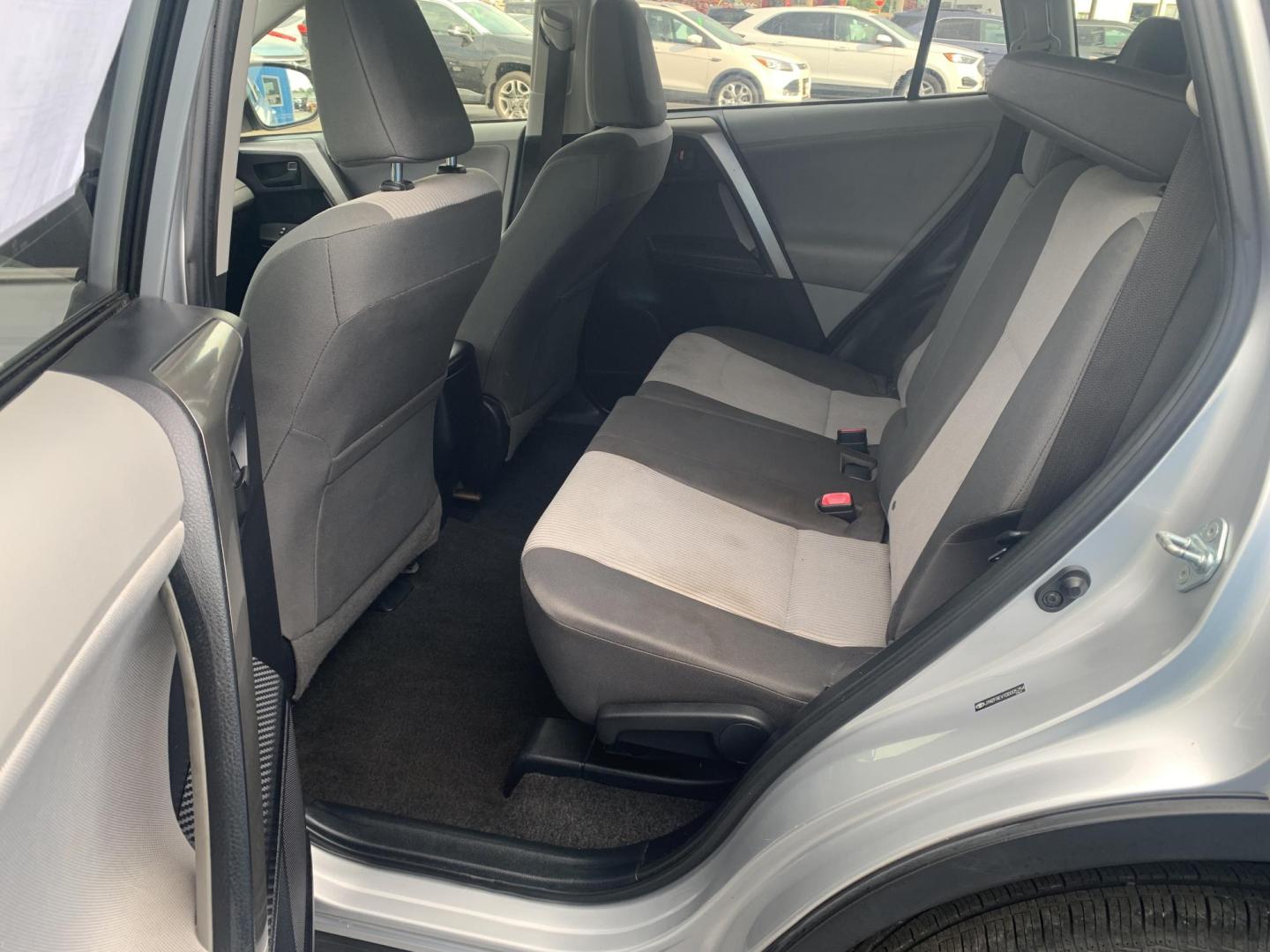 2013 SILVER /GRAY Toyota RAV4 LE (JTMZFREV1DD) with an 2.5L L4 DOHC 16V engine, Automatic transmission, located at 506 S. Kingshighway, Cape Girardeau, MO, 63703, (573) 235-5000, 37.294991, -89.553635 - 2013 Toyota RAV4 LE FWD 148,xxx miles 2.5L 4 Cyl. Front Wheel Drive Backup Cam Power Windows/Doors/Mirrors Cloth Seats We have financing available and we accept trades! Fill out a credit application on our website or come by today! If you have any questions, give us a call at (573) 235-5000 - Photo#16