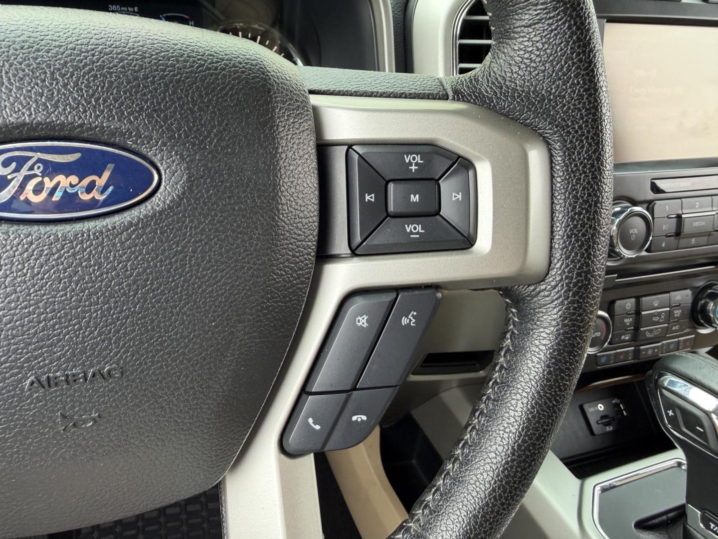 2015 WHITE /Tan Ford F-150 Lariat SuperCrew 6.5-ft. Bed 4WD (1FTEW1EP3FK) with an 2.7L V6 engine, Automatic transmission, located at 2990 Old Orchard Rd., Jackson, MO, 63755, 37.354214, -89.612106 - 2015 Ford F-150 Lariat 142xxx miles 4x4 2.7L V6 Automatic Leather Navigation Power/Heated/Cooled Seats Backup Camera Sunroof Bluetooth Remote Start Cruise Power Windows/Locks/Mirrors We have financing available and we accept trades! Fill out a credit application on our website or come - Photo#28