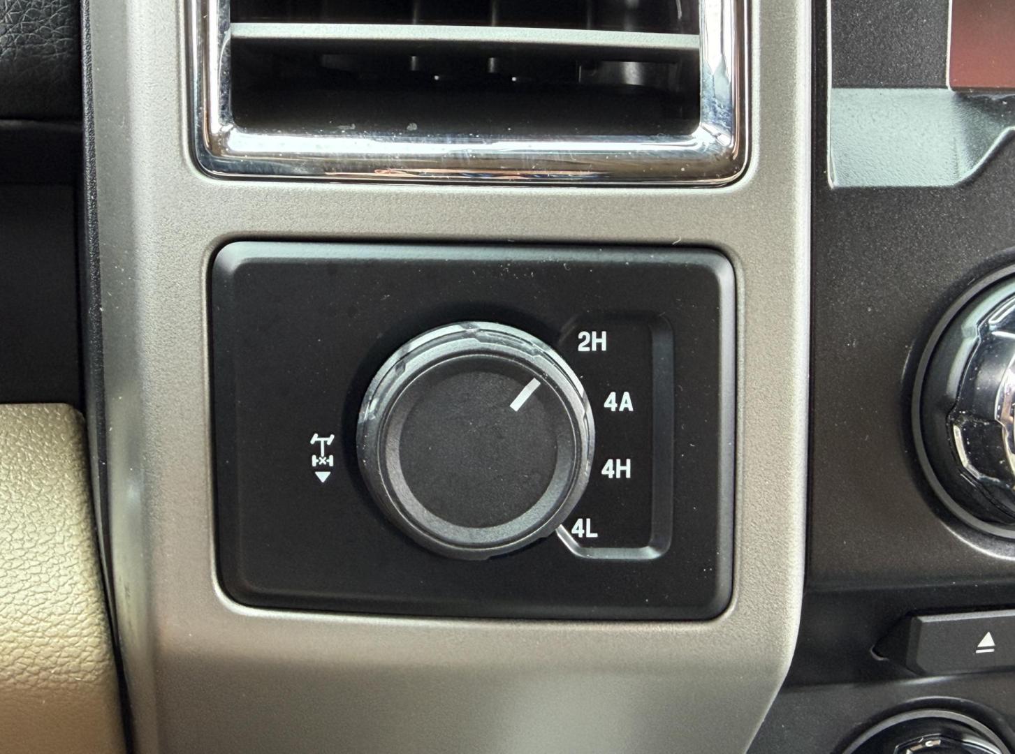 2015 WHITE /Tan Ford F-150 Lariat SuperCrew 6.5-ft. Bed 4WD (1FTEW1EP3FK) with an 2.7L V6 engine, Automatic transmission, located at 2990 Old Orchard Rd., Jackson, MO, 63755, 37.354214, -89.612106 - 2015 Ford F-150 Lariat 142xxx miles 4x4 2.7L V6 Automatic Leather Navigation Power/Heated/Cooled Seats Backup Camera Sunroof Bluetooth Remote Start Cruise Power Windows/Locks/Mirrors We have financing available and we accept trades! Fill out a credit application on our website or come - Photo#2