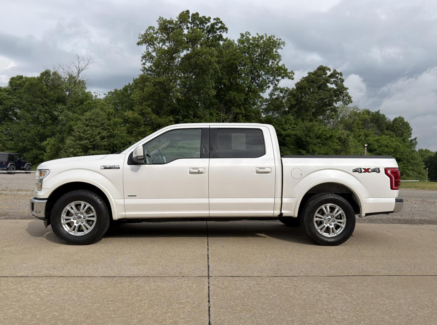 2015 WHITE /Tan Ford F-150 Lariat SuperCrew 6.5-ft. Bed 4WD (1FTEW1EP3FK) with an 2.7L V6 engine, Automatic transmission, located at 2990 Old Orchard Rd., Jackson, MO, 63755, 37.354214, -89.612106 - 2015 Ford F-150 Lariat 142xxx miles 4x4 2.7L V6 Automatic Leather Navigation Power/Heated/Cooled Seats Backup Camera Sunroof Bluetooth Remote Start Cruise Power Windows/Locks/Mirrors We have financing available and we accept trades! Fill out a credit application on our website or come - Photo#10