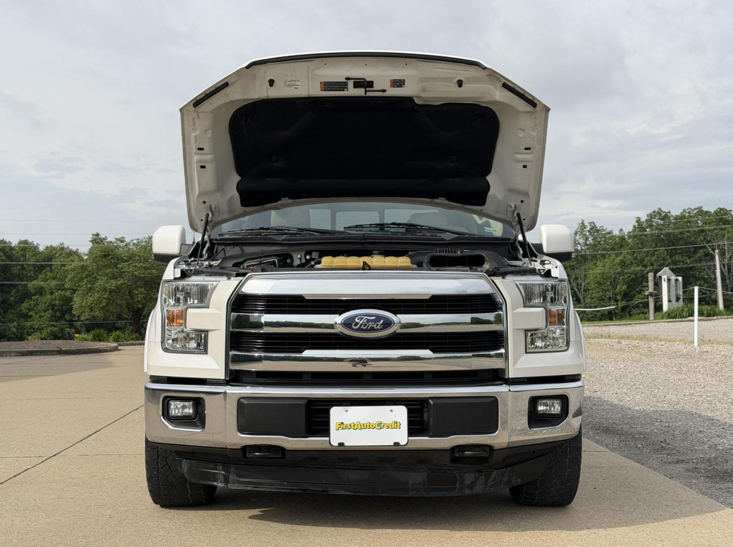 2015 WHITE /Tan Ford F-150 Lariat SuperCrew 6.5-ft. Bed 4WD (1FTEW1EP3FK) with an 2.7L V6 engine, Automatic transmission, located at 2990 Old Orchard Rd., Jackson, MO, 63755, 37.354214, -89.612106 - 2015 Ford F-150 Lariat 142xxx miles 4x4 2.7L V6 Automatic Leather Navigation Power/Heated/Cooled Seats Backup Camera Sunroof Bluetooth Remote Start Cruise Power Windows/Locks/Mirrors We have financing available and we accept trades! Fill out a credit application on our website or come - Photo#41