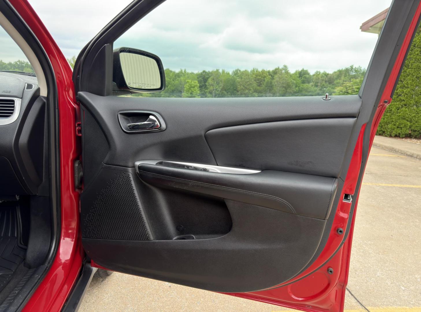2015 RED /Black Dodge Journey SE (3C4PDCAB6FT) with an 2.4L 4 Cyl. engine, Automatic transmission, located at 2990 Old Orchard Rd., Jackson, MO, 63755, 37.354214, -89.612106 - 2015 Dodge Journey SE 156xxx miles Front Wheel Drive 2.4L 4 Cyl. Automatic Cruise Power Windows/Locks/Mirrors We have financing available and we accept trades! Fill out a credit application on our website or come by today! If you have any questions, give us a call at (573) 204-7777 or visit - Photo#11