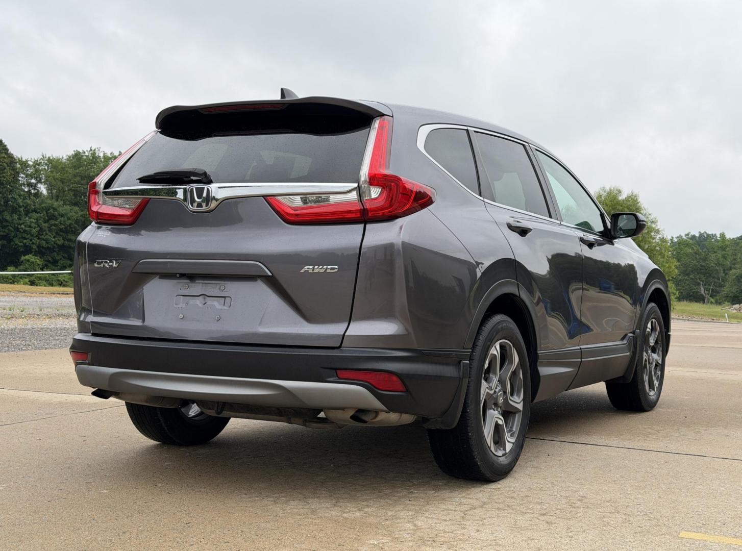 2018 GRAY /Gray Honda CR-V EX-L AWD (7FARW2H85JE) with an 1.5L 4 Cyl. engine, CVT transmission, located at 2990 Old Orchard Rd., Jackson, MO, 63755, 37.354214, -89.612106 - 2018 Honda CR-V EX-L 122xxx miles All Wheel Drive 1.5L 4 Cyl. Automatic Leather Backup Camera Power/Heated Seats Sunroof Bluetooth Remote Start Cruise Power Windows/Locks/Mirrors We have financing available and we accept trades! Fill out a credit application on our website or come by to - Photo#10