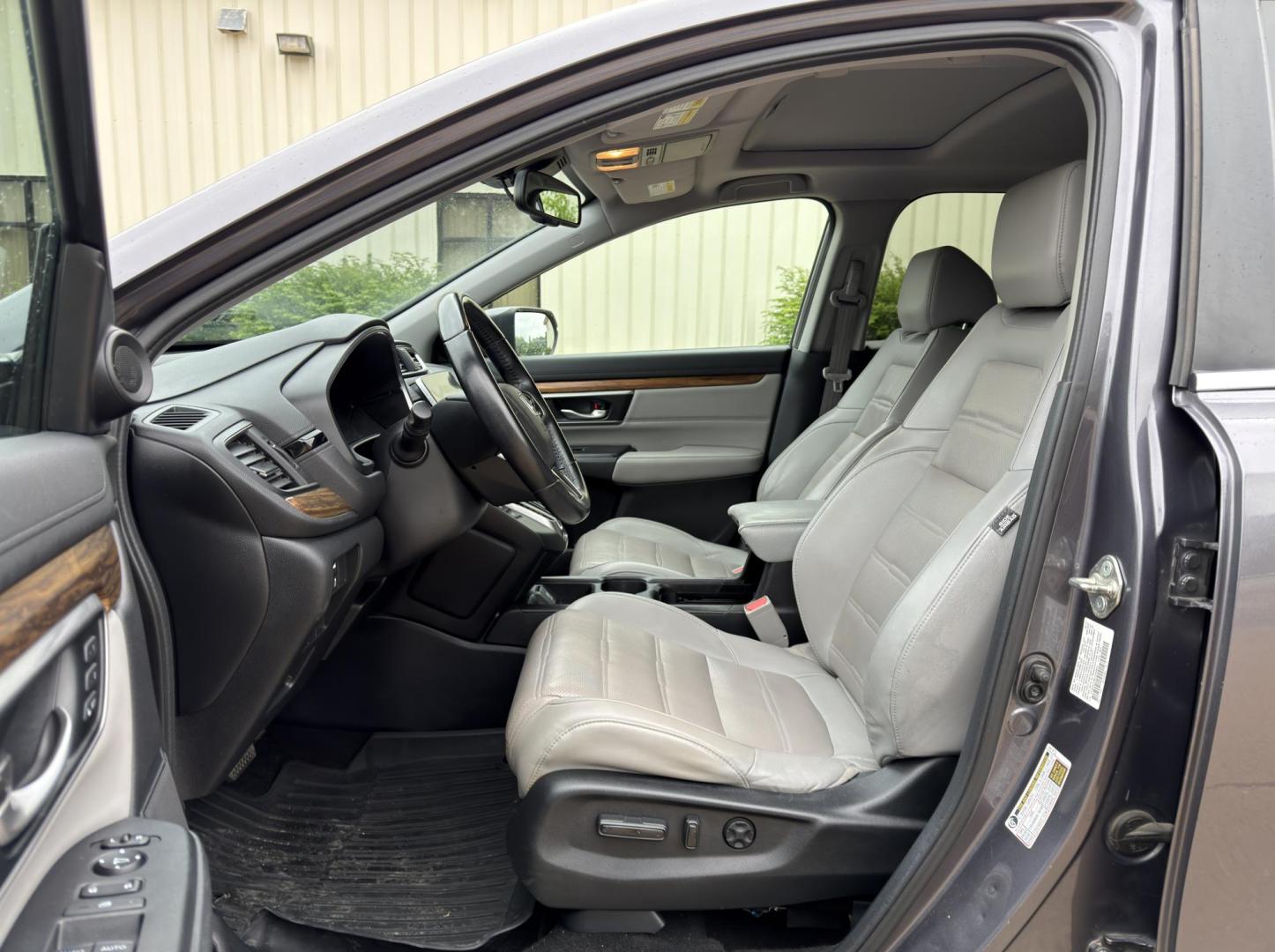 2018 GRAY /Gray Honda CR-V EX-L AWD (7FARW2H85JE) with an 1.5L 4 Cyl. engine, CVT transmission, located at 2990 Old Orchard Rd., Jackson, MO, 63755, 37.354214, -89.612106 - 2018 Honda CR-V EX-L 122xxx miles All Wheel Drive 1.5L 4 Cyl. Automatic Leather Backup Camera Power/Heated Seats Sunroof Bluetooth Remote Start Cruise Power Windows/Locks/Mirrors We have financing available and we accept trades! Fill out a credit application on our website or come by to - Photo#15