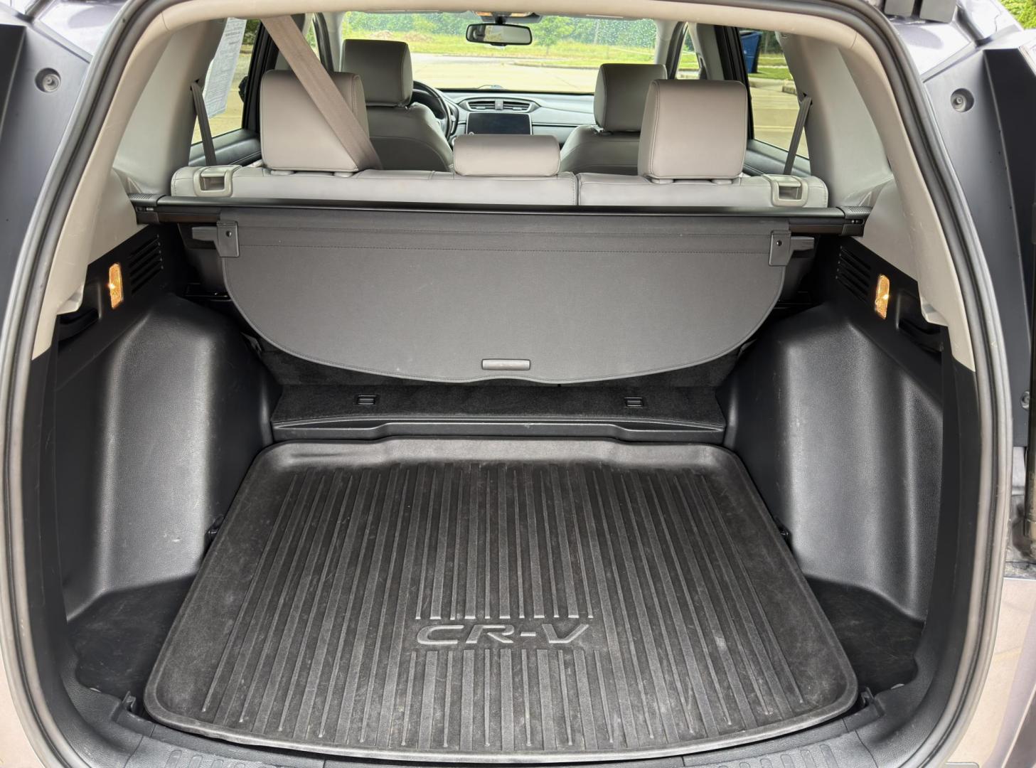 2018 GRAY /Gray Honda CR-V EX-L AWD (7FARW2H85JE) with an 1.5L 4 Cyl. engine, CVT transmission, located at 2990 Old Orchard Rd., Jackson, MO, 63755, 37.354214, -89.612106 - 2018 Honda CR-V EX-L 122xxx miles All Wheel Drive 1.5L 4 Cyl. Automatic Leather Backup Camera Power/Heated Seats Sunroof Bluetooth Remote Start Cruise Power Windows/Locks/Mirrors We have financing available and we accept trades! Fill out a credit application on our website or come by to - Photo#21