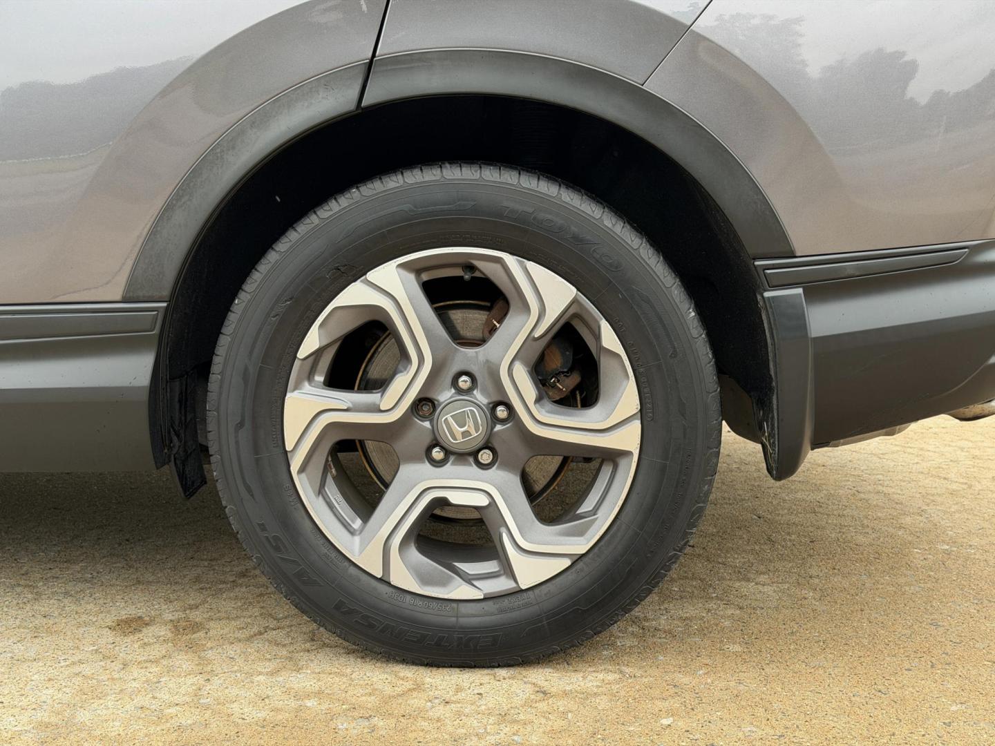 2018 GRAY /Gray Honda CR-V EX-L AWD (7FARW2H85JE) with an 1.5L 4 Cyl. engine, CVT transmission, located at 2990 Old Orchard Rd., Jackson, MO, 63755, 37.354214, -89.612106 - 2018 Honda CR-V EX-L 122xxx miles All Wheel Drive 1.5L 4 Cyl. Automatic Leather Backup Camera Power/Heated Seats Sunroof Bluetooth Remote Start Cruise Power Windows/Locks/Mirrors We have financing available and we accept trades! Fill out a credit application on our website or come by to - Photo#40