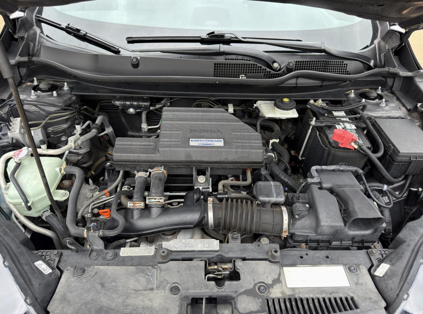 2018 GRAY /Gray Honda CR-V EX-L AWD (7FARW2H85JE) with an 1.5L 4 Cyl. engine, CVT transmission, located at 2990 Old Orchard Rd., Jackson, MO, 63755, 37.354214, -89.612106 - 2018 Honda CR-V EX-L 122xxx miles All Wheel Drive 1.5L 4 Cyl. Automatic Leather Backup Camera Power/Heated Seats Sunroof Bluetooth Remote Start Cruise Power Windows/Locks/Mirrors We have financing available and we accept trades! Fill out a credit application on our website or come by to - Photo#37