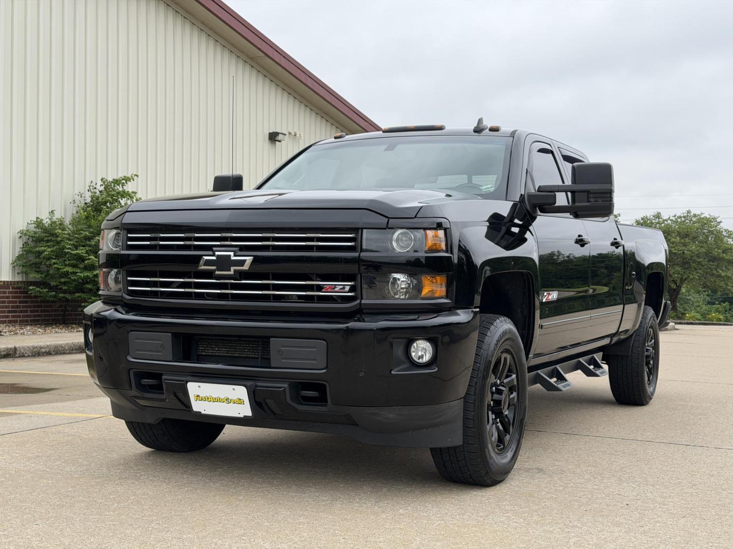 2018 BLACK /Black Chevrolet Silverado 2500HD LT Crew Cab 4WD (1GC1KVEG3JF) with an 6.0L V8 engine, Automatic transmission, located at 2990 Old Orchard Rd., Jackson, MO, 63755, 37.354214, -89.612106 - 2018 Chevrolet Silverado 2500HD LT 122xxx miles 4x4 6.0L V8 Automatic Navigation Backup Camera Power Driver Seat Bluetooth Remote Start Cruise Power Windows/Locks/Mirrors We have financing available and we accept trades! Fill out a credit application on our website or come by today! If - Photo#7