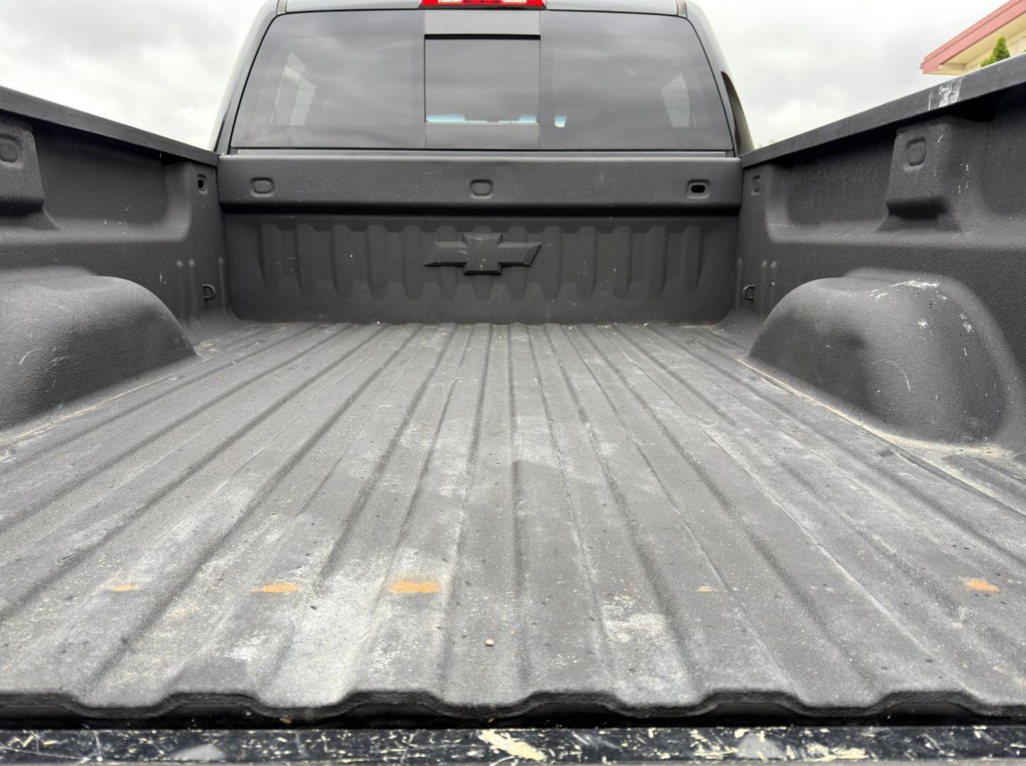 2018 BLACK /Black Chevrolet Silverado 2500HD LT Crew Cab 4WD (1GC1KVEG3JF) with an 6.0L V8 engine, Automatic transmission, located at 2990 Old Orchard Rd., Jackson, MO, 63755, 37.354214, -89.612106 - 2018 Chevrolet Silverado 2500HD LT 122xxx miles 4x4 6.0L V8 Automatic Navigation Backup Camera Power Driver Seat Bluetooth Remote Start Cruise Power Windows/Locks/Mirrors We have financing available and we accept trades! Fill out a credit application on our website or come by today! If - Photo#21