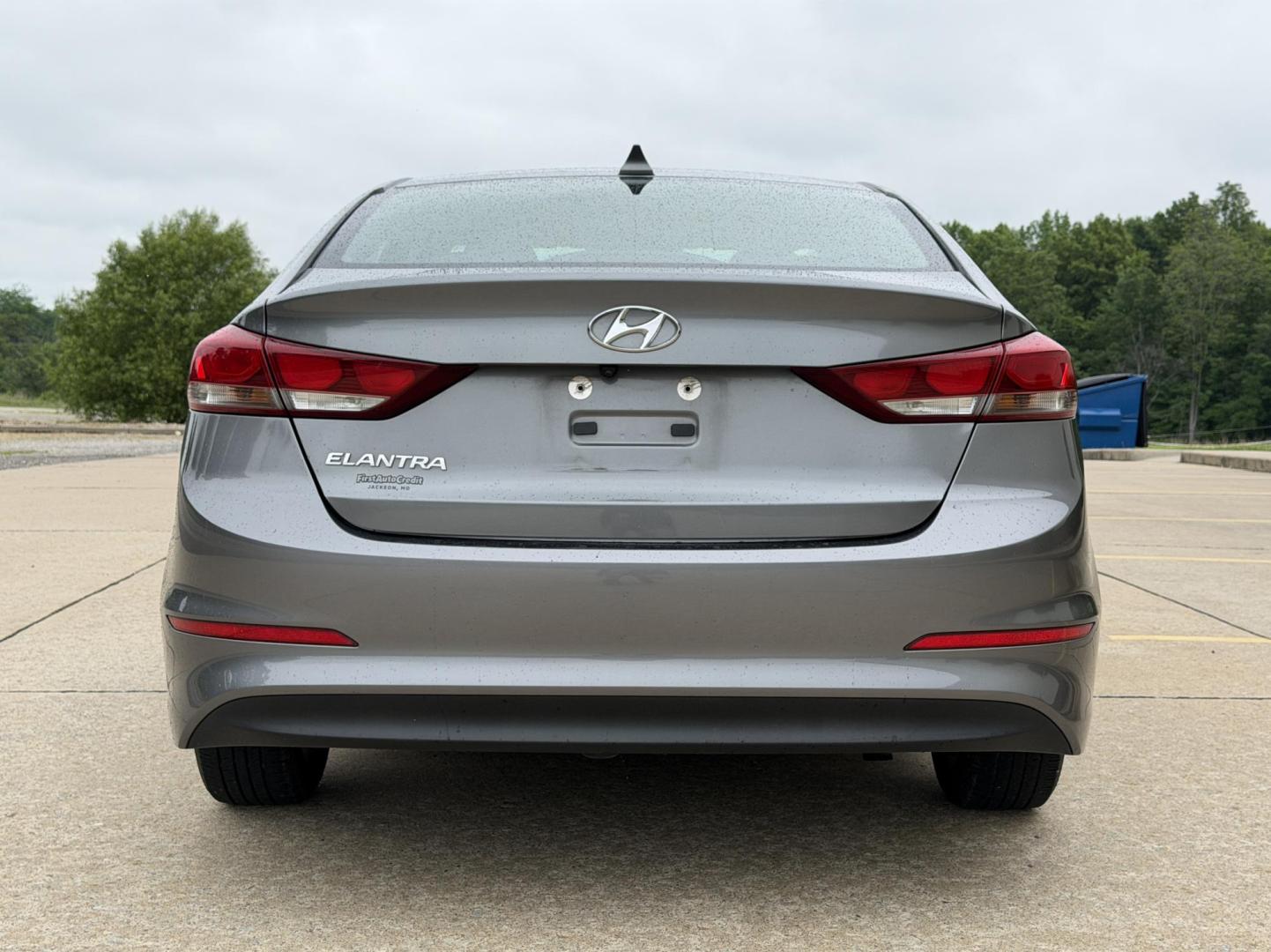 2018 GRAY /Black Hyundai Elantra Value (5NPD84LF8JH) with an 2.0L 4 Cyl. engine, Automatic transmission, located at 2990 Old Orchard Rd., Jackson, MO, 63755, 37.354214, -89.612106 - 2018 Hyundai Elantra Value 100xxx miles Front Wheel Drive 2.0L 4 Cyl. Automatic Backup Camera Heated Seats Sunroof Bluetooth Cruise Power Windows/Locks/Mirrors We have financing available and we accept trades! Fill out a credit application on our website or come by today! If you have any - Photo#11