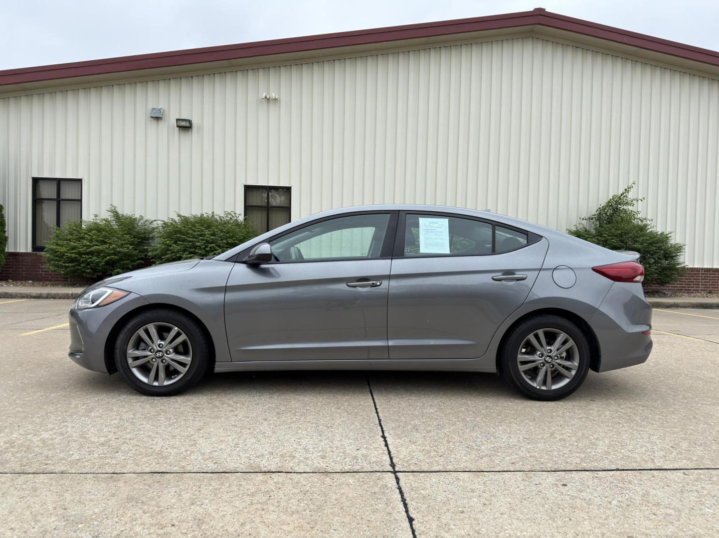 2018 GRAY /Black Hyundai Elantra Value (5NPD84LF8JH) with an 2.0L 4 Cyl. engine, Automatic transmission, located at 2990 Old Orchard Rd., Jackson, MO, 63755, 37.354214, -89.612106 - 2018 Hyundai Elantra Value 100xxx miles Front Wheel Drive 2.0L 4 Cyl. Automatic Backup Camera Heated Seats Sunroof Bluetooth Cruise Power Windows/Locks/Mirrors We have financing available and we accept trades! Fill out a credit application on our website or come by today! If you have any - Photo#6
