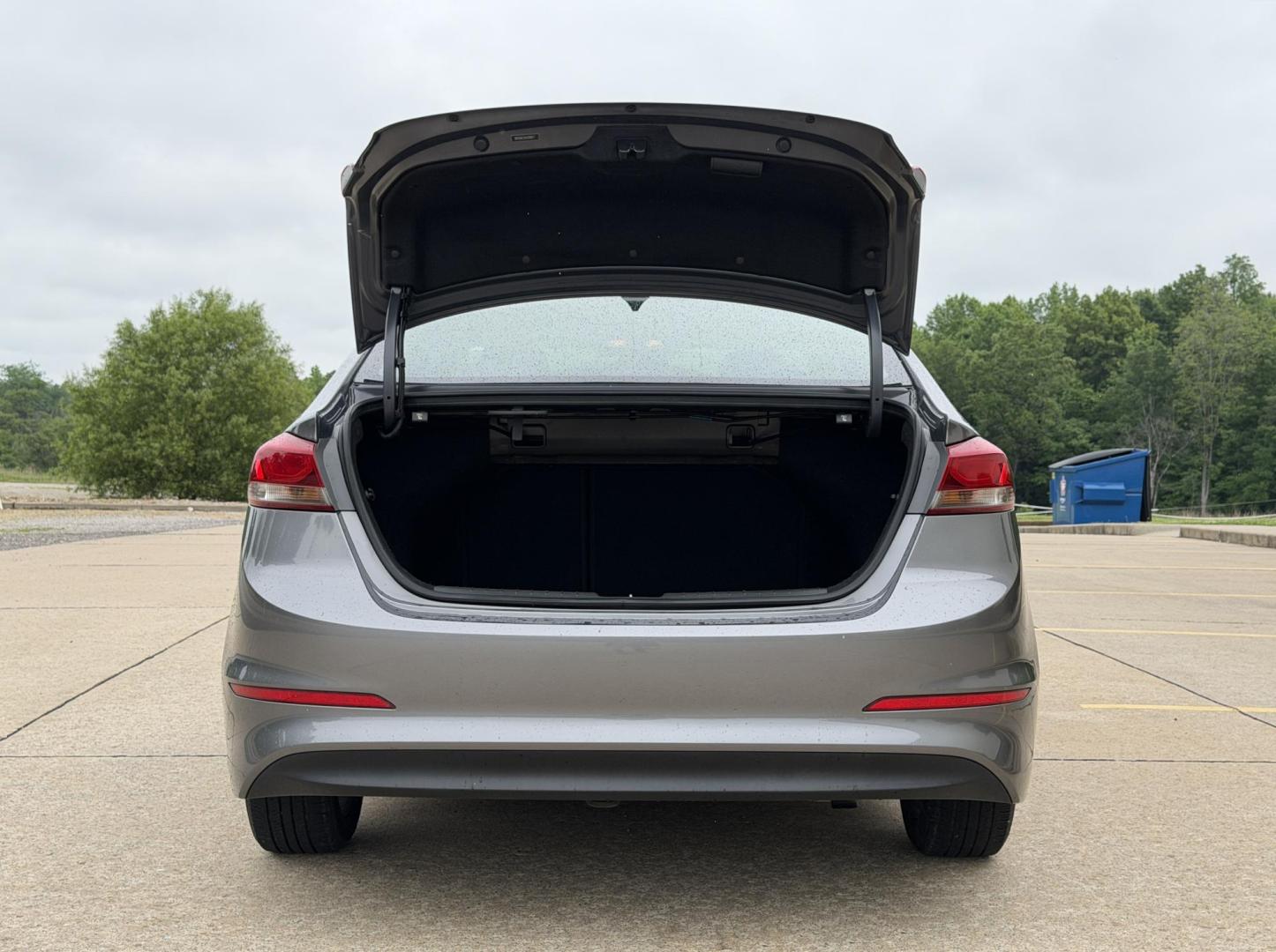 2018 GRAY /Black Hyundai Elantra Value (5NPD84LF8JH) with an 2.0L 4 Cyl. engine, Automatic transmission, located at 2990 Old Orchard Rd., Jackson, MO, 63755, 37.354214, -89.612106 - 2018 Hyundai Elantra Value 100xxx miles Front Wheel Drive 2.0L 4 Cyl. Automatic Backup Camera Heated Seats Sunroof Bluetooth Cruise Power Windows/Locks/Mirrors We have financing available and we accept trades! Fill out a credit application on our website or come by today! If you have any - Photo#18