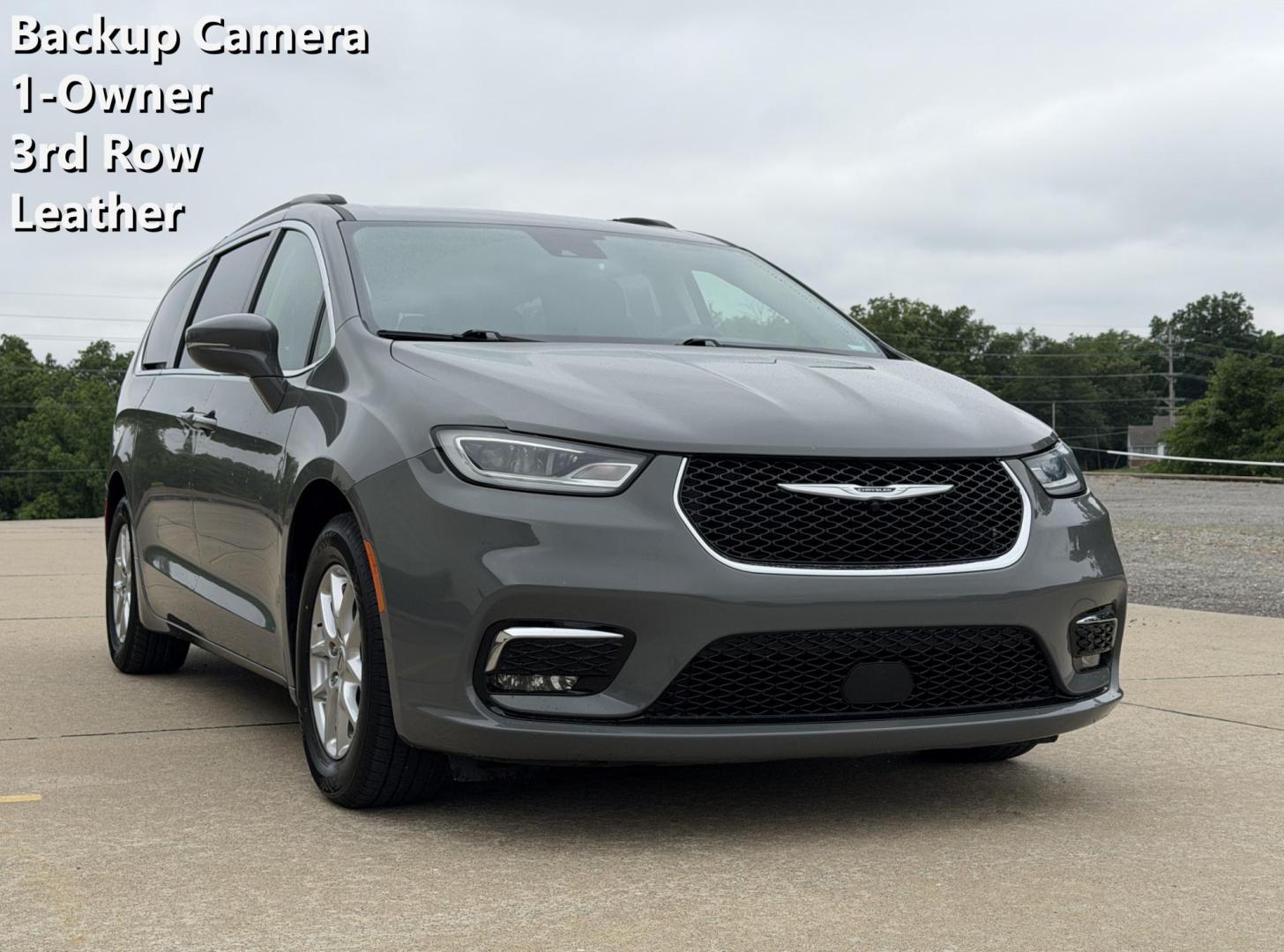 2022 Chrysler Pacifica's photo