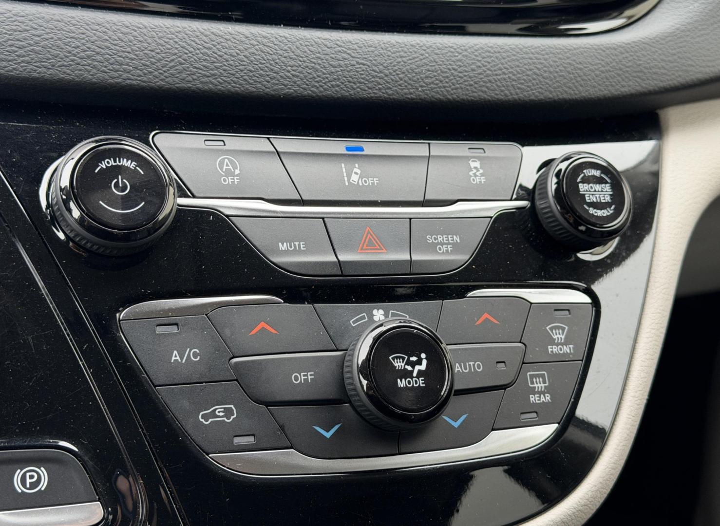 2022 GRAY /Black Chrysler Pacifica Touring-L (2C4RC1BG7NR) with an 3.6L V6 engine, Automatic transmission, located at 2990 Old Orchard Rd., Jackson, MO, 63755, 37.354214, -89.612106 - 2022 Chrysler Pacifica Touring L 1-Owner 87xxx miles Front Wheel Drive 3.6L V6 Automatic Leather 3rd Row Stow 'N Go Backup Camera Power Driver Seat Heated Seats Heated Steering Wheel Bluetooth Remote Start Cruise Power Windows/Locks/Mirrors We have financing available and we accept - Photo#29