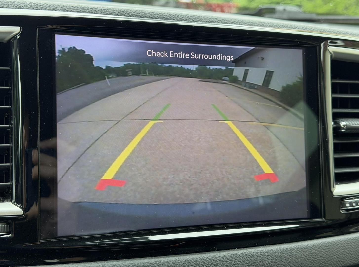 2022 GRAY /Black Chrysler Pacifica Touring-L (2C4RC1BG7NR) with an 3.6L V6 engine, Automatic transmission, located at 2990 Old Orchard Rd., Jackson, MO, 63755, 37.354214, -89.612106 - 2022 Chrysler Pacifica Touring L 1-Owner 87xxx miles Front Wheel Drive 3.6L V6 Automatic Leather 3rd Row Stow 'N Go Backup Camera Power Driver Seat Heated Seats Heated Steering Wheel Bluetooth Remote Start Cruise Power Windows/Locks/Mirrors We have financing available and we accept - Photo#2