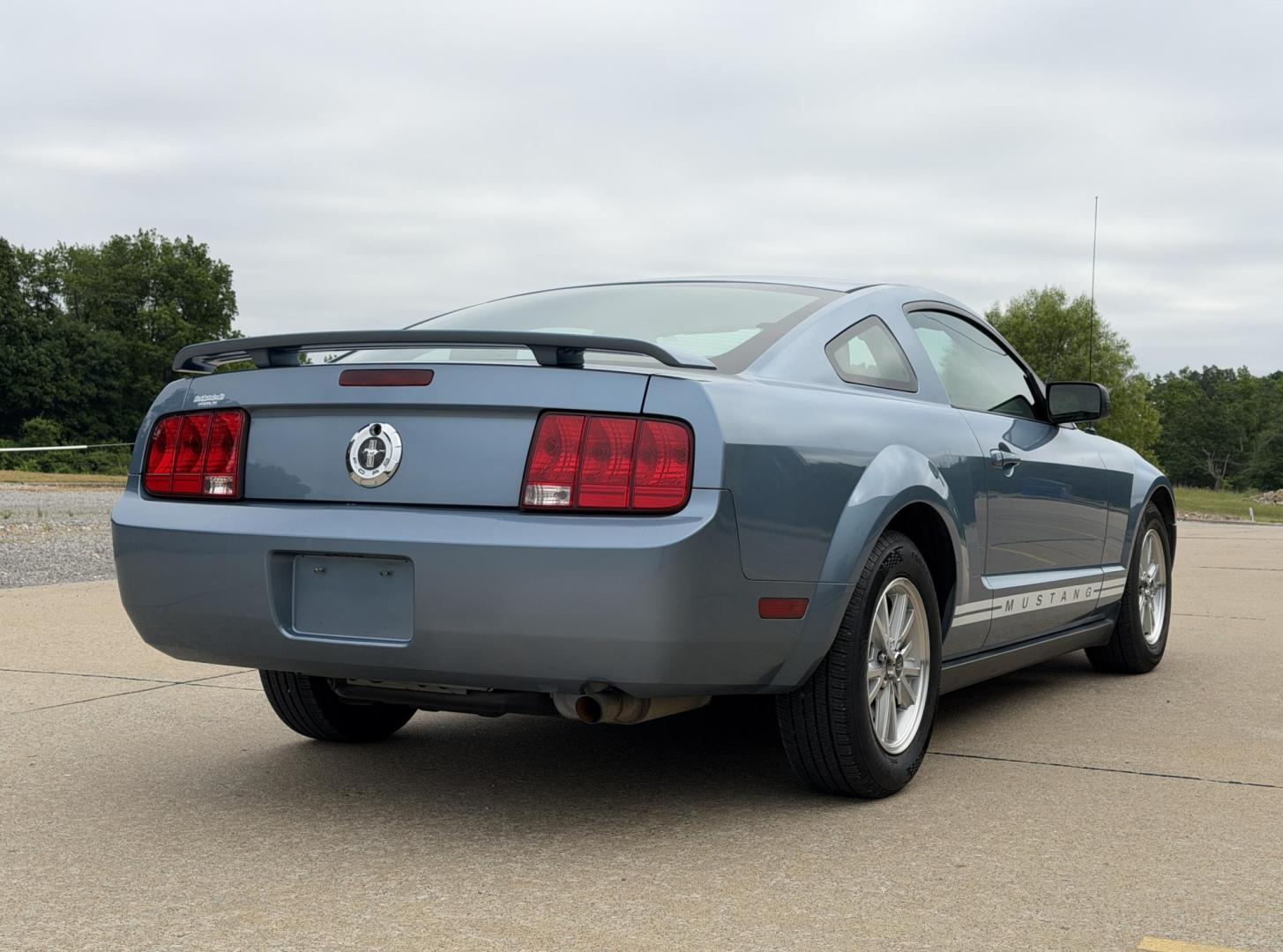 2006 BLUE /Black Ford Mustang Premium (1ZVFT80N565) with an 4.0L V6 engine, Automatic transmission, located at 2990 Old Orchard Rd., Jackson, MO, 63755, 37.354214, -89.612106 - 2006 Ford Mustang Premium 67xxx miles Rear Wheel Drive 4.0L V6 Automatic Leather Power Driver Seat Bluetooth Cruise Power Windows/Locks/Mirrors We have financing available and we accept trades! Fill out a credit application on our website or come by today! If you have any questions, give - Photo#6