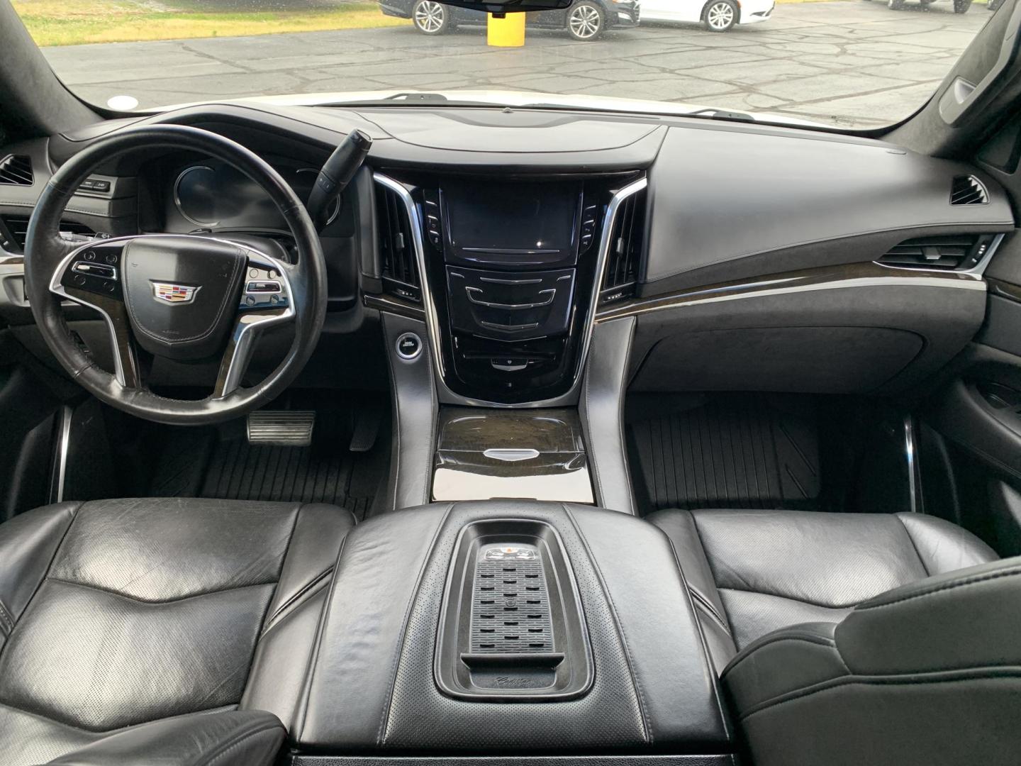 2017 WHITE /BLACK Cadillac Escalade Platinum 4WD (1GYS4DKJ0HR) with an 6.2L V8 OHV 16V FFV engine, Automatic transmission, located at 506 S. Kingshighway, Cape Girardeau, MO, 63703, (573) 235-5000, 37.294991, -89.553635 - 2017 Cadillac Escalade Platinum 4WD 91,xxx miles One Owner Heated Seats Cooled Seats Massage Seats Rear Entertainment Bose Backup Cam 360 Camera Sunroof 4 wheel Drive Powered 3rd. Row Bluetooth Tilt Steering Wheel Power Windows/Locks/Mirrors Remote Start Keyless Entry We have fi - Photo#19