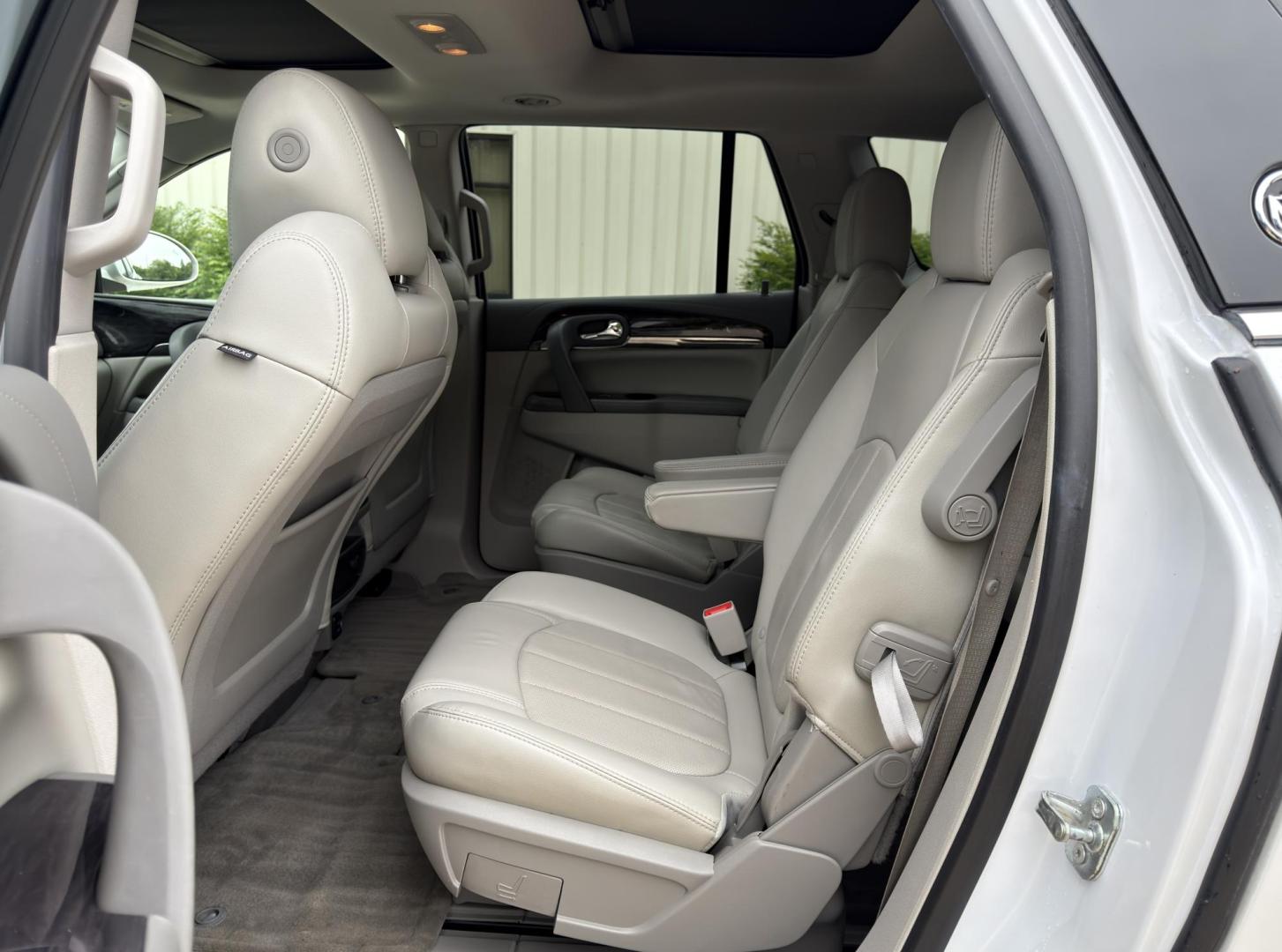 2017 WHITE /Gray Buick Enclave Premium FWD (5GAKRCKD7HJ) with an 3.6L V6 engine, Automatic transmission, located at 2990 Old Orchard Rd., Jackson, MO, 63755, 37.354214, -89.612106 - 2017 Buick Enclave Premium 1-Owner 90xxx miles Front Wheel Drive 3.6L V6 Automatic Leather 3rd Row Navigation Power/Heated/Cooled Seats Heated Steering Wheel Backup Camera Sunroof Bluetooth Remote Start Cruise Power Windows/Locks/Mirrors We have financing available and we accept tra - Photo#19