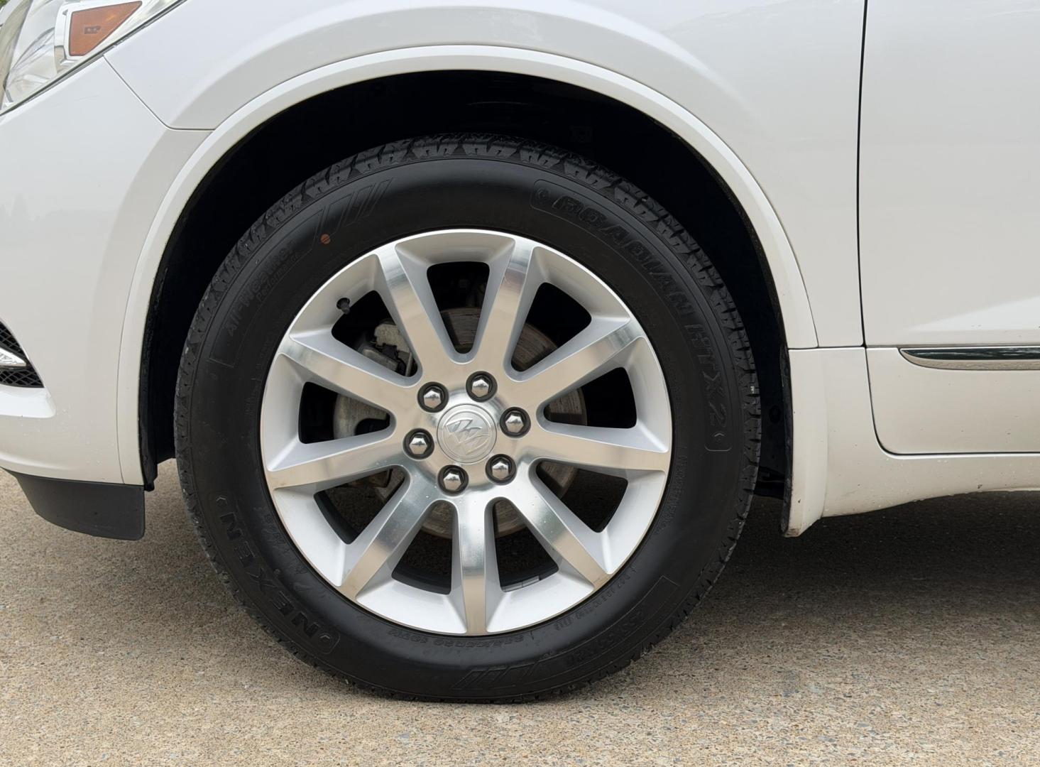 2017 WHITE /Gray Buick Enclave Premium FWD (5GAKRCKD7HJ) with an 3.6L V6 engine, Automatic transmission, located at 2990 Old Orchard Rd., Jackson, MO, 63755, 37.354214, -89.612106 - 2017 Buick Enclave Premium 1-Owner 90xxx miles Front Wheel Drive 3.6L V6 Automatic Leather 3rd Row Navigation Power/Heated/Cooled Seats Heated Steering Wheel Backup Camera Sunroof Bluetooth Remote Start Cruise Power Windows/Locks/Mirrors We have financing available and we accept tra - Photo#38
