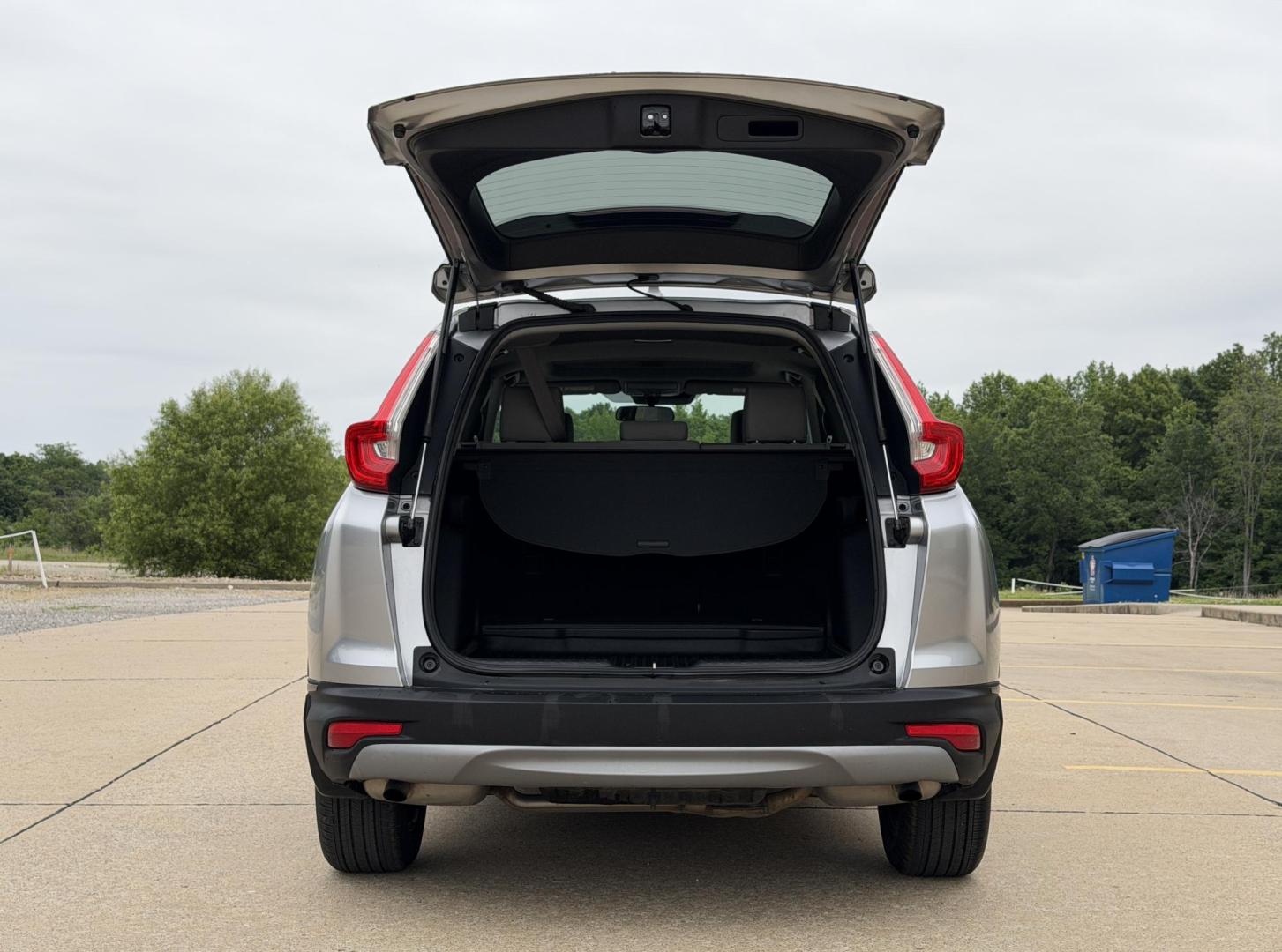 2017 SILVER /Gray Honda CR-V EX AWD (5J6RW2H56HL) with an 1.5L 4 Cyl. engine, CVT transmission, located at 2990 Old Orchard Rd., Jackson, MO, 63755, 37.354214, -89.612106 - 2017 Honda CR-V EX-L 117xxx miles All Wheel Drive 1.5L 4 Cyl. Automatic Backup Camera Power Driver Seat Heated Seats Sunroof Bluetooth Remote Start Cruise Power Windows/Locks/Mirrors We have financing available and we accept trades! Fill out a credit application on our website or come b - Photo#20