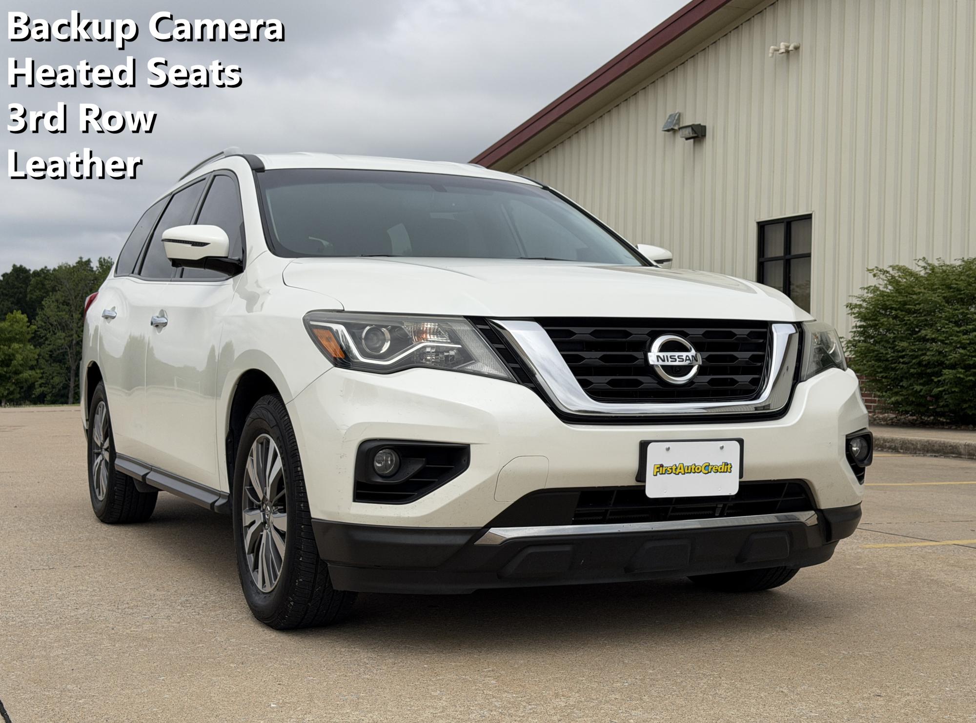 2017 Nissan Pathfinder SL 2WD