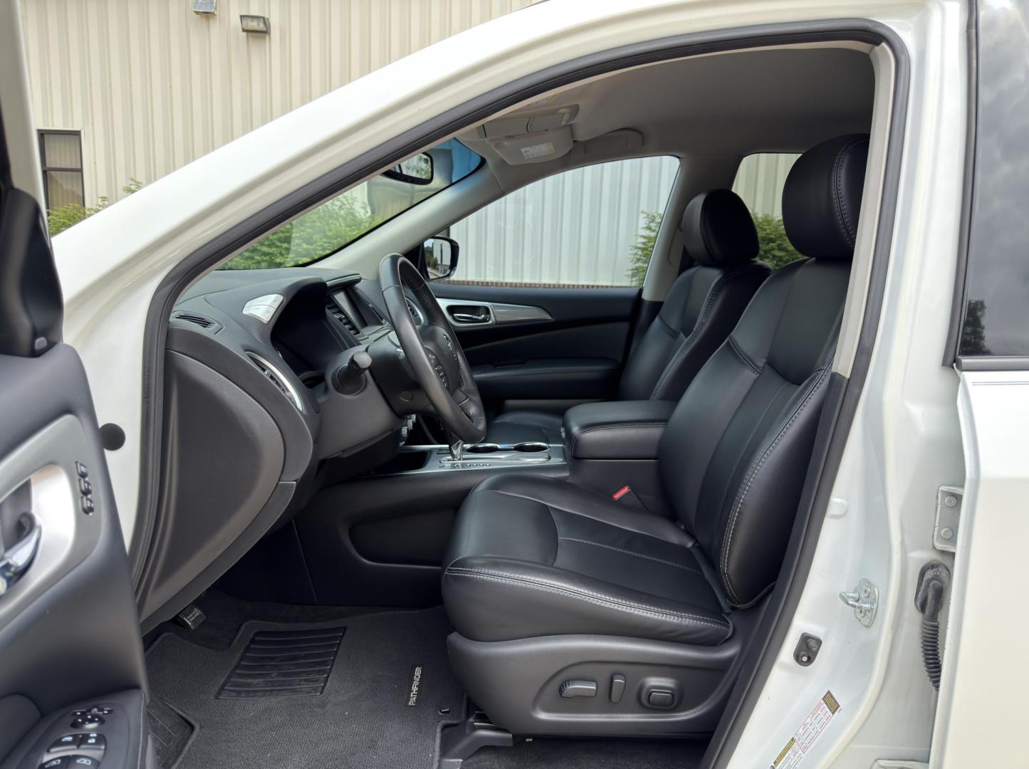 2017 WHITE /Black Nissan Pathfinder SL 2WD (5N1DR2MN6HC) with an 3.5L V6 engine, CVT transmission, located at 2990 Old Orchard Rd., Jackson, MO, 63755, 37.354214, -89.612106 - 2017 Nissan Pathfinder SL 132xxx miles Front Wheel Drive 3.5L V6 Automatic Leather 3rd Row Backup Camera Power/Heated Seats Heated Rear Seats Heated Steering Wheel Bluetooth Remote Start Cruise Power Windows/Locks/Mirrors We have financing available and we accept trades! Fill out a cr - Photo#15