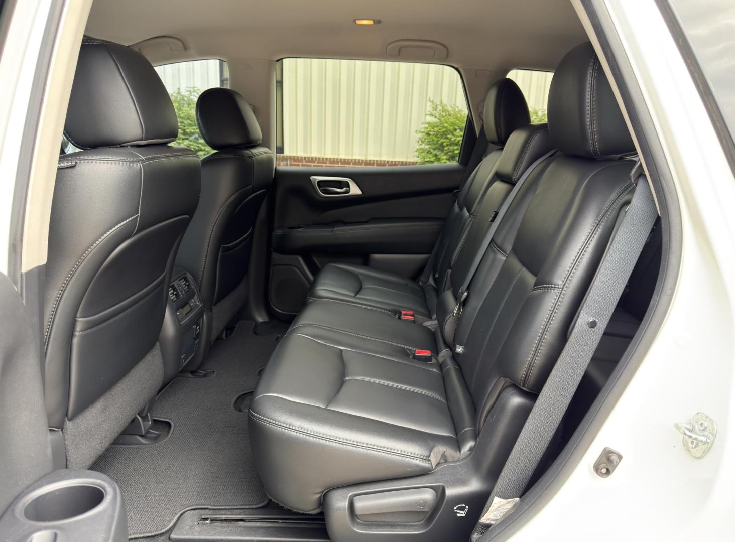 2017 WHITE /Black Nissan Pathfinder SL 2WD (5N1DR2MN6HC) with an 3.5L V6 engine, CVT transmission, located at 2990 Old Orchard Rd., Jackson, MO, 63755, 37.354214, -89.612106 - 2017 Nissan Pathfinder SL 132xxx miles Front Wheel Drive 3.5L V6 Automatic Leather 3rd Row Backup Camera Power/Heated Seats Heated Rear Seats Heated Steering Wheel Bluetooth Remote Start Cruise Power Windows/Locks/Mirrors We have financing available and we accept trades! Fill out a cr - Photo#18