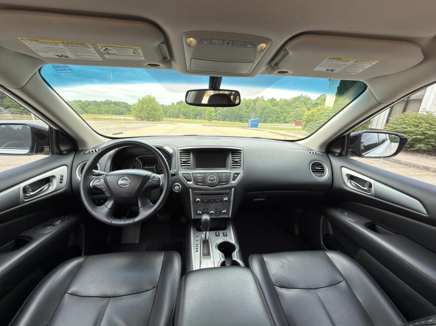 2017 WHITE /Black Nissan Pathfinder SL 2WD (5N1DR2MN6HC) with an 3.5L V6 engine, CVT transmission, located at 2990 Old Orchard Rd., Jackson, MO, 63755, 37.354214, -89.612106 - 2017 Nissan Pathfinder SL 132xxx miles Front Wheel Drive 3.5L V6 Automatic Leather 3rd Row Backup Camera Power/Heated Seats Heated Rear Seats Heated Steering Wheel Bluetooth Remote Start Cruise Power Windows/Locks/Mirrors We have financing available and we accept trades! Fill out a cr - Photo#24