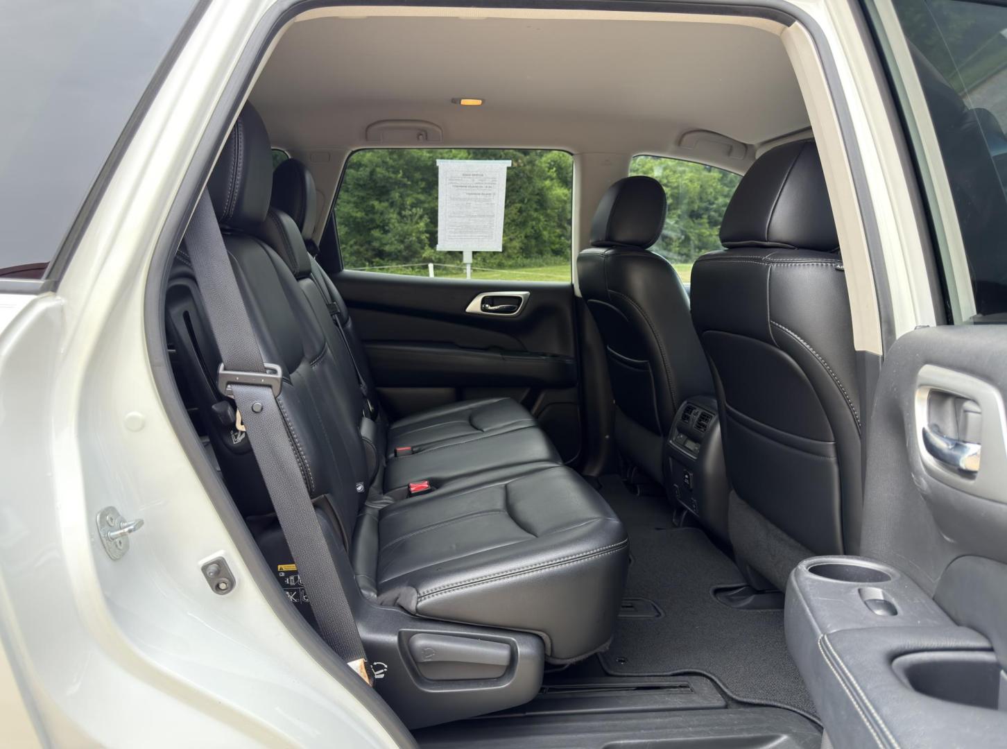 2017 WHITE /Black Nissan Pathfinder SL 2WD (5N1DR2MN6HC) with an 3.5L V6 engine, CVT transmission, located at 2990 Old Orchard Rd., Jackson, MO, 63755, 37.354214, -89.612106 - 2017 Nissan Pathfinder SL 132xxx miles Front Wheel Drive 3.5L V6 Automatic Leather 3rd Row Backup Camera Power/Heated Seats Heated Rear Seats Heated Steering Wheel Bluetooth Remote Start Cruise Power Windows/Locks/Mirrors We have financing available and we accept trades! Fill out a cr - Photo#19